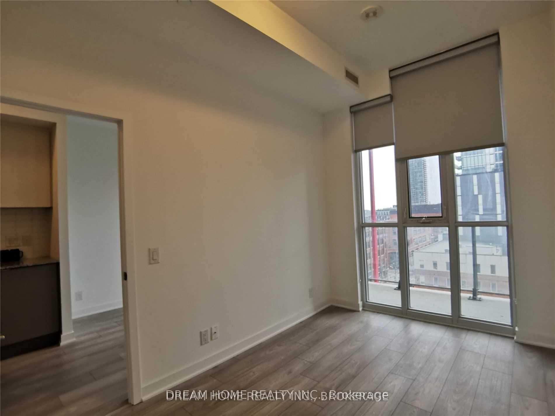 120 Parliament Street Unit 808 photo 7