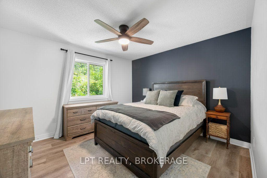 2978 Pine Grove photo 22