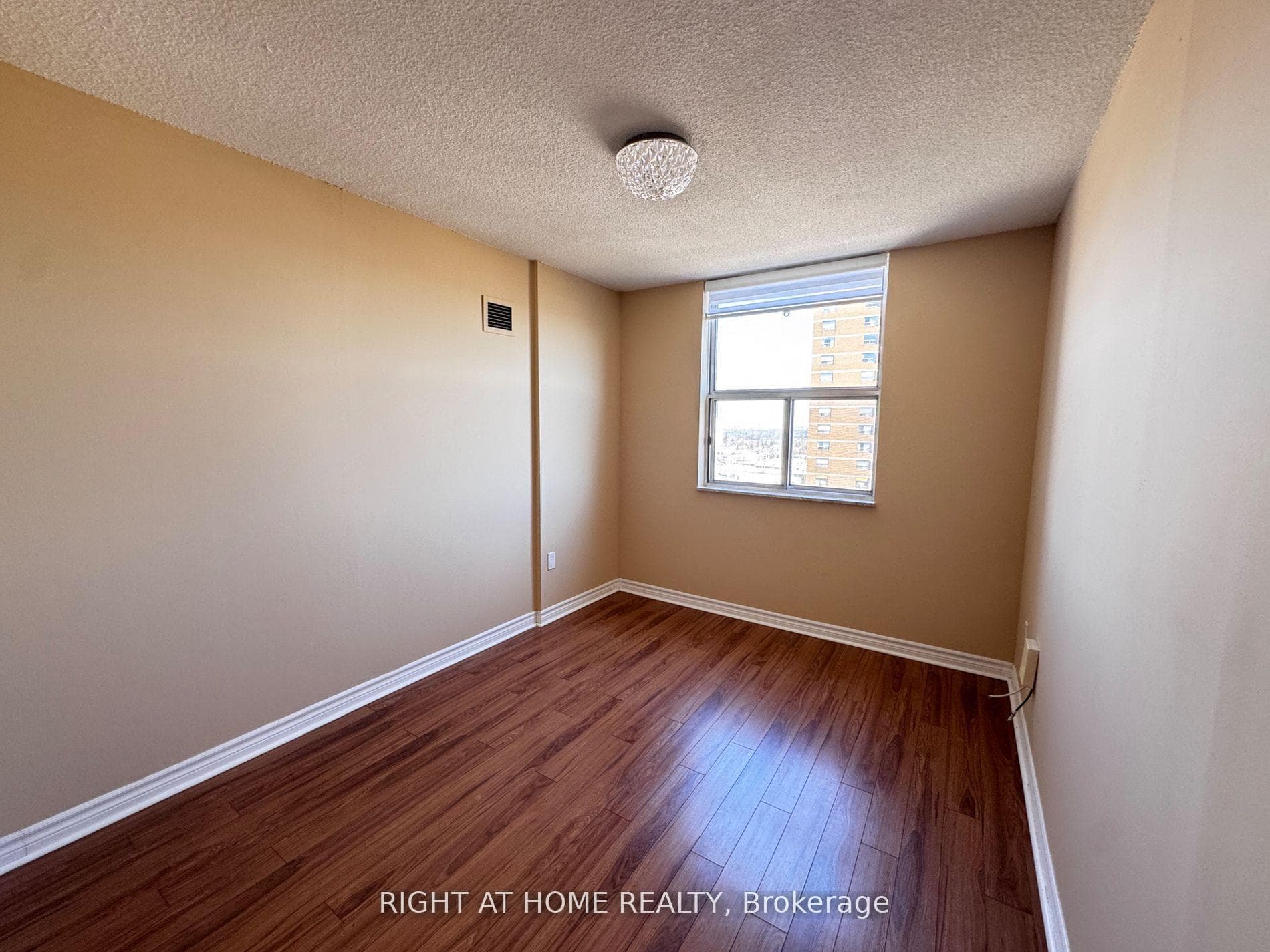 205 Hilda Avenue Unit 2104 photo 14