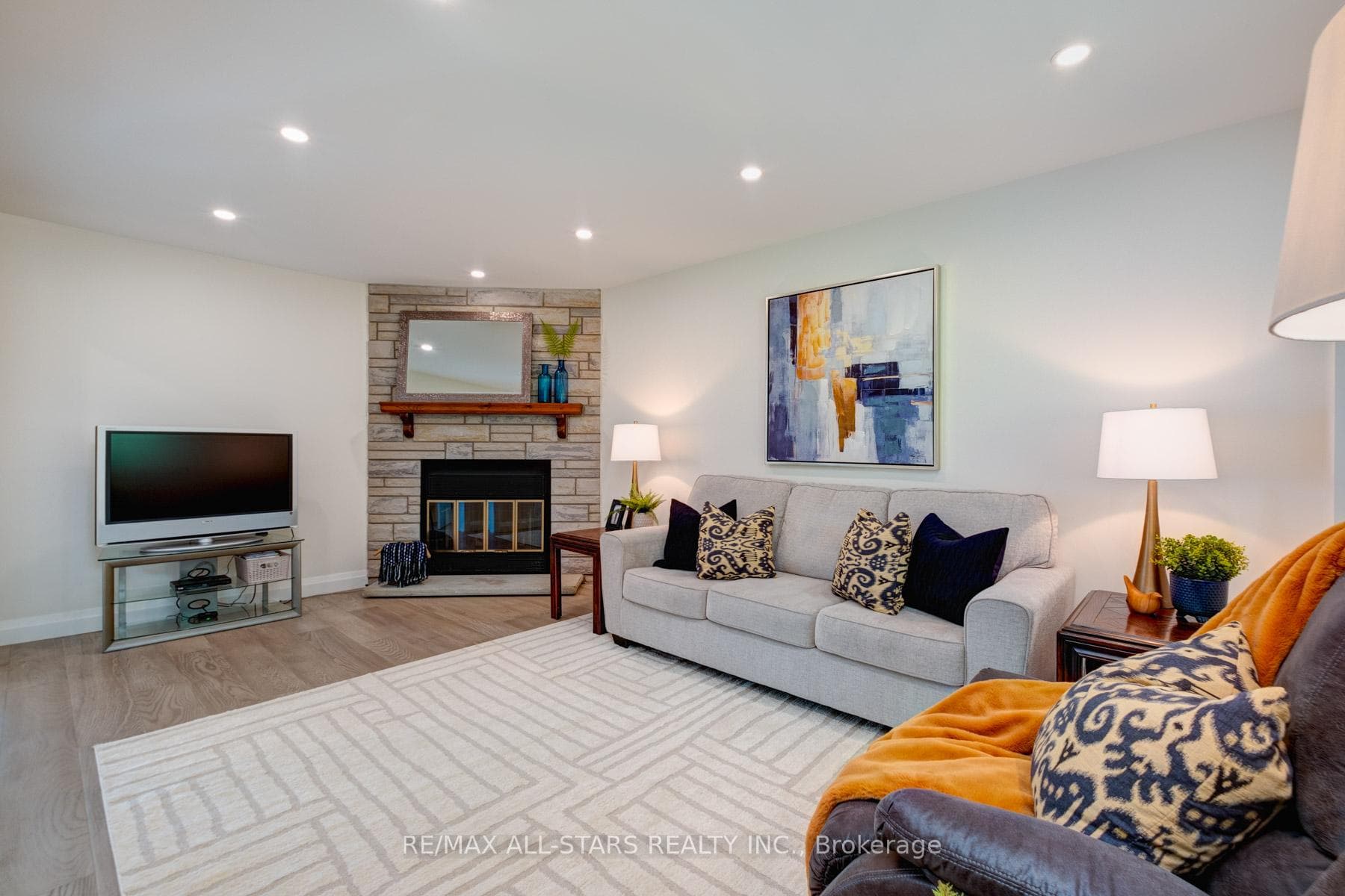 67 Autumn Way photo 14