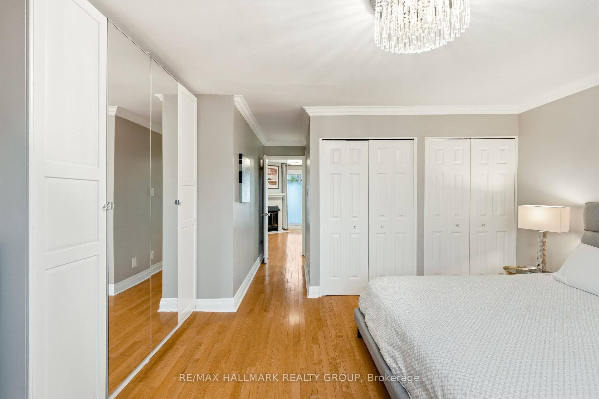 417 Daly Avenue photo 39
