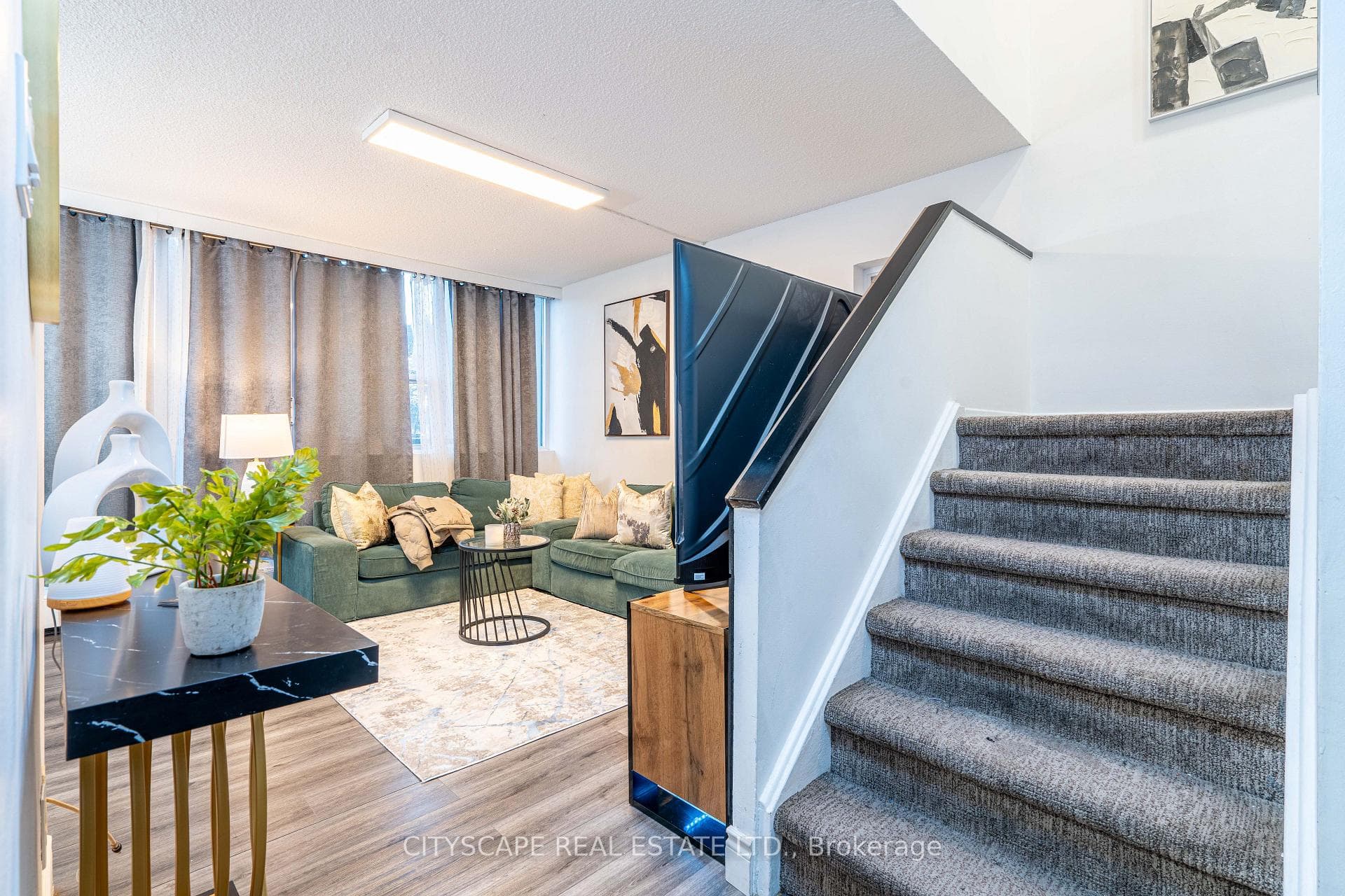 2121 Roche Court Unit 115 photo 8