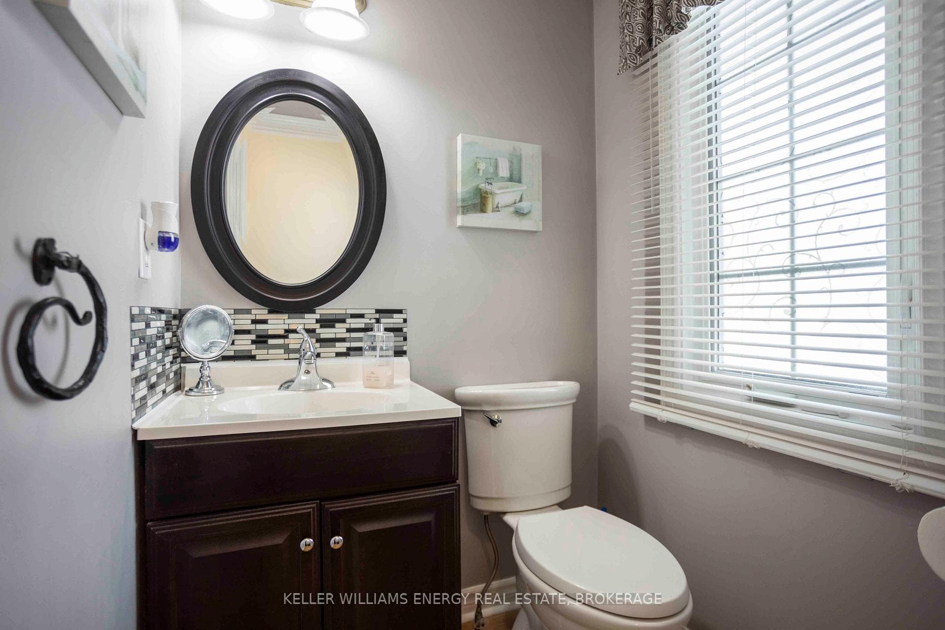 10 Bassett Boulevard Unit 186 photo 2