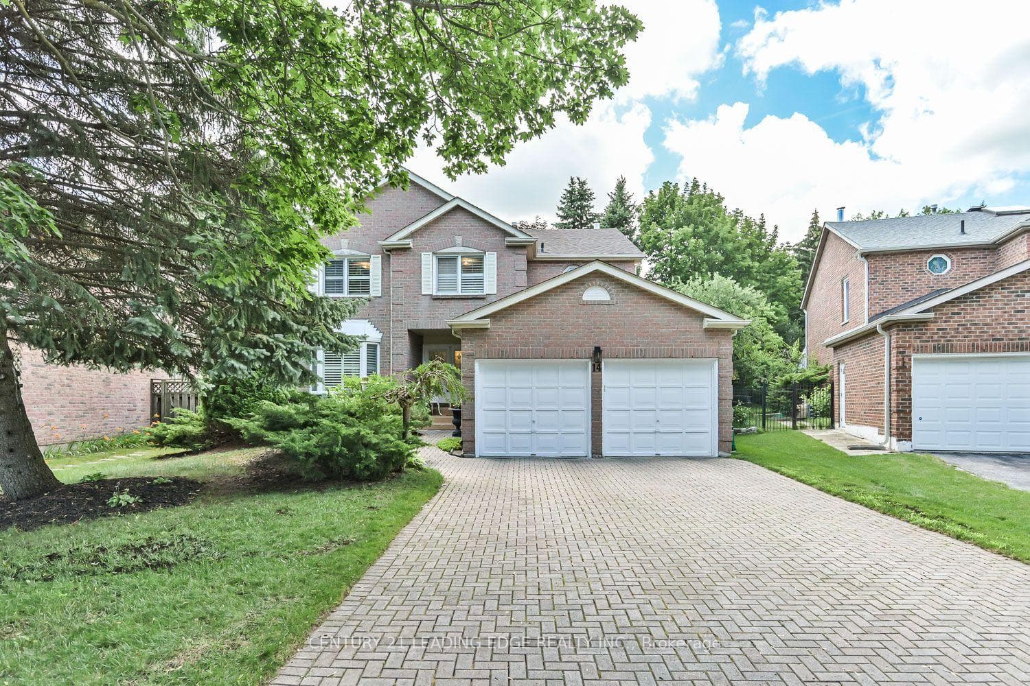 14 Montrose Crescent photo 1