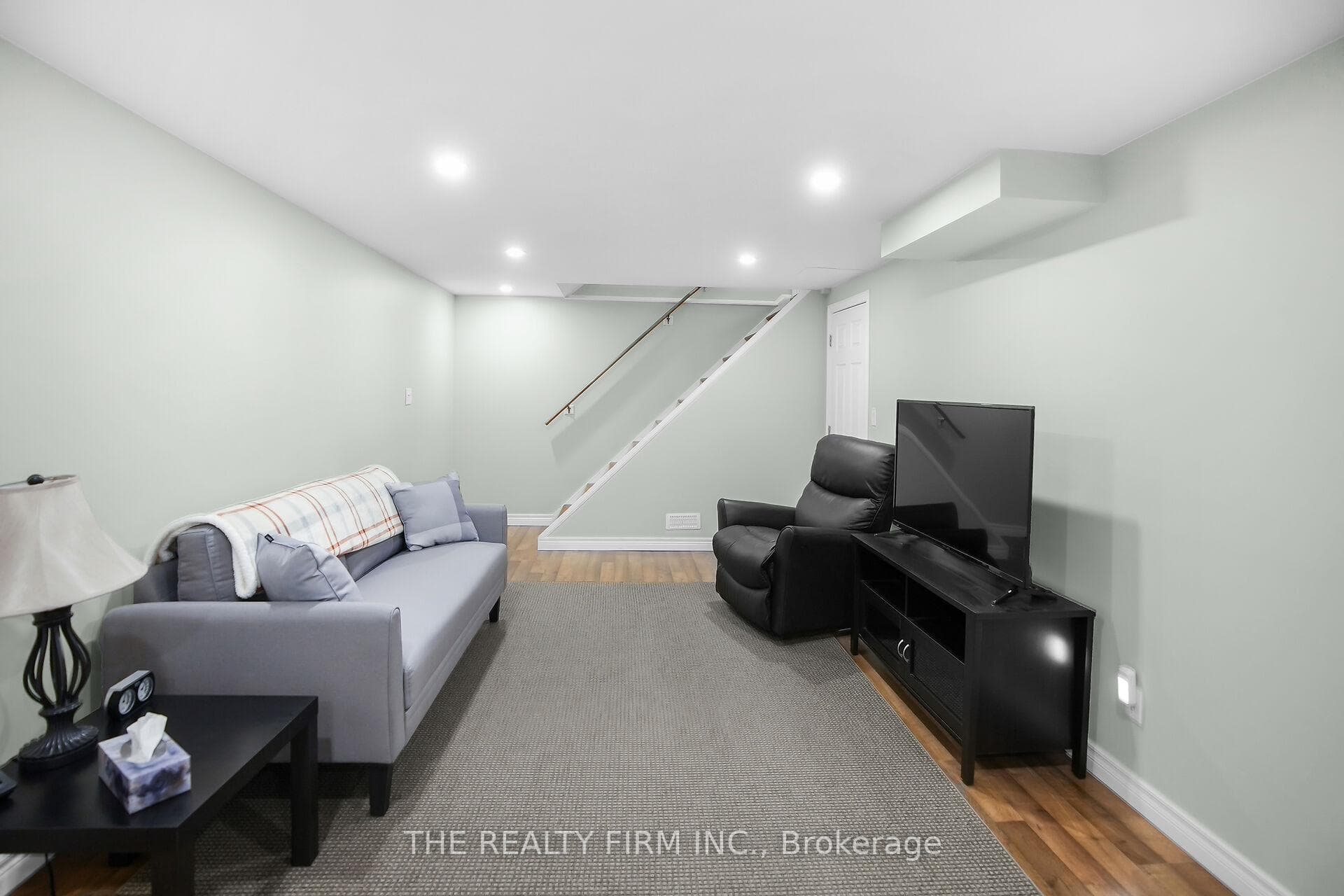 178 Novello Avenue photo 20
