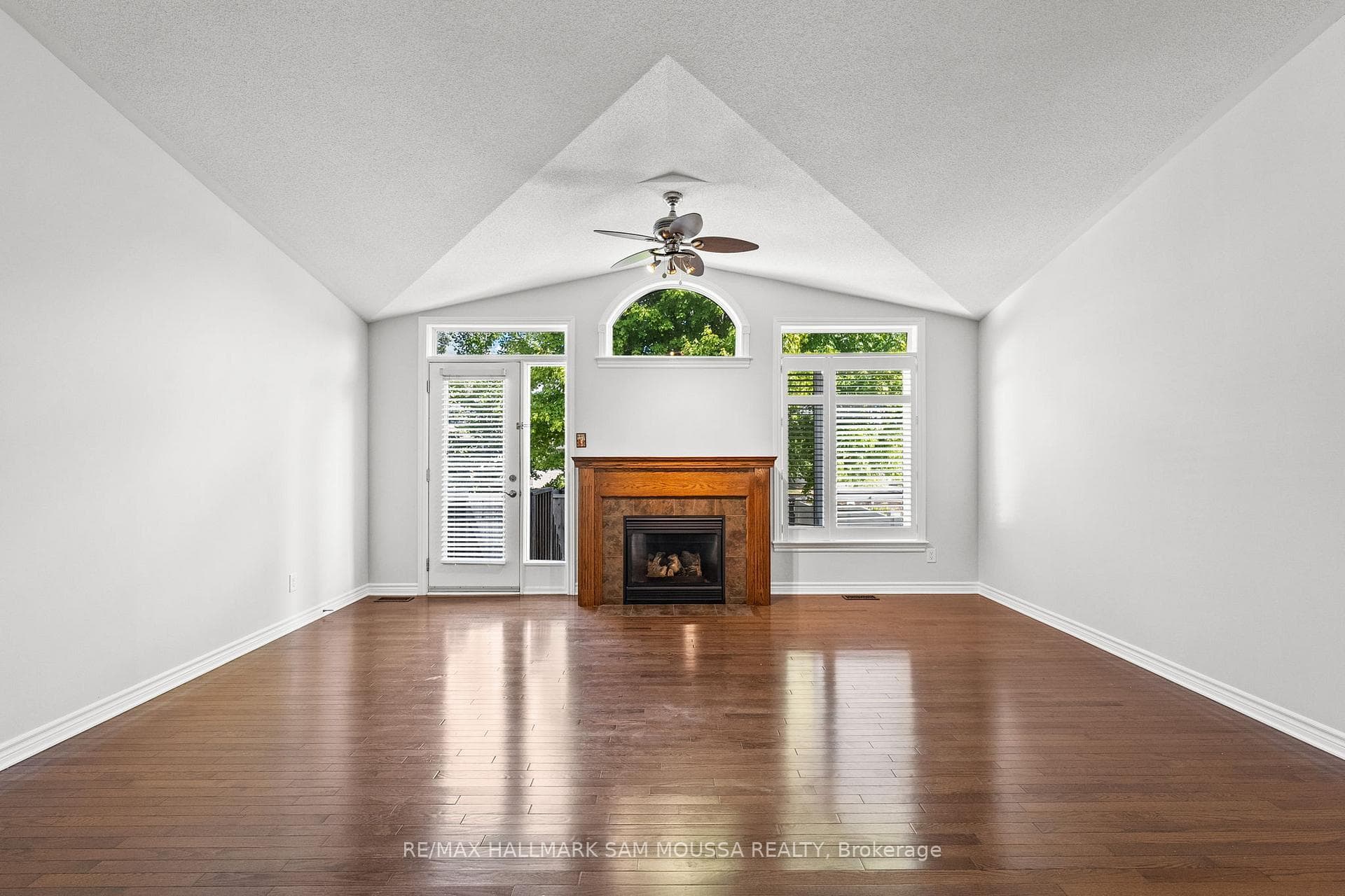 172 Granite Court photo 24