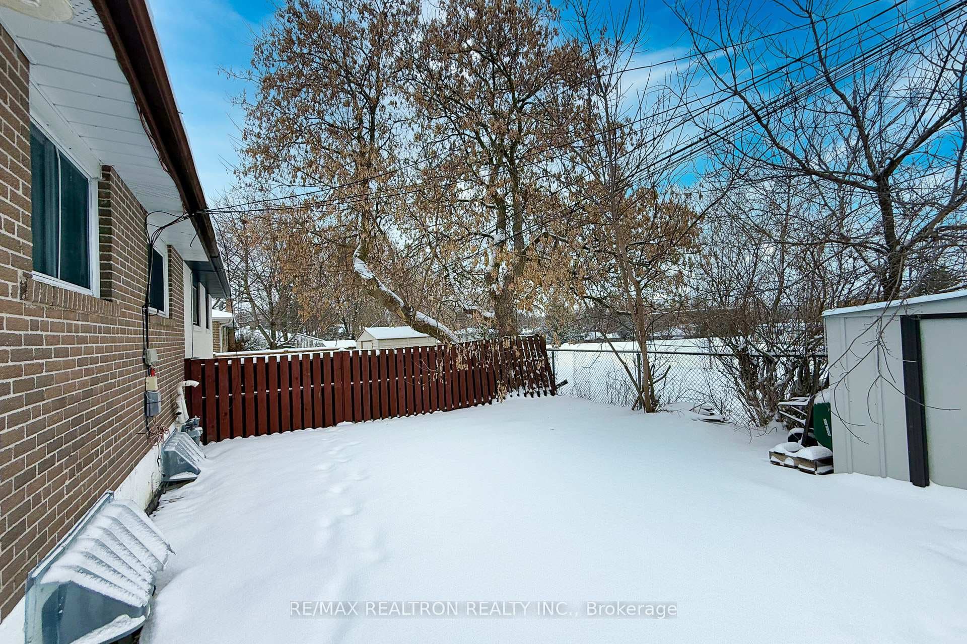 705 Sunnypoint Drive Unit Bsmt photo 4