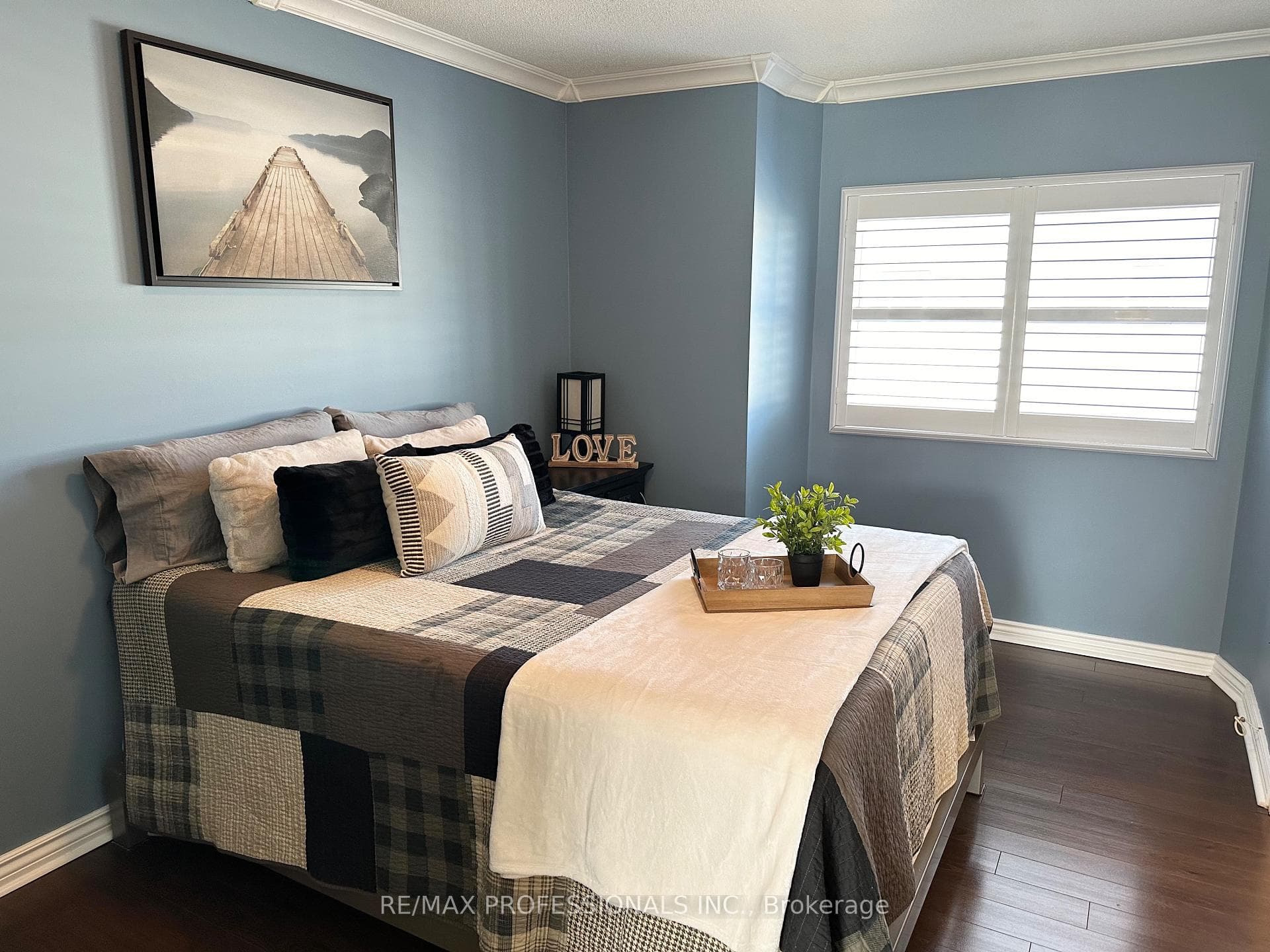 Primary BR-3 Pc.Ens,W/I Closet,California Shutters