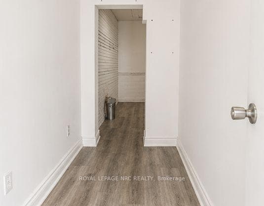 75 King Street photo 4