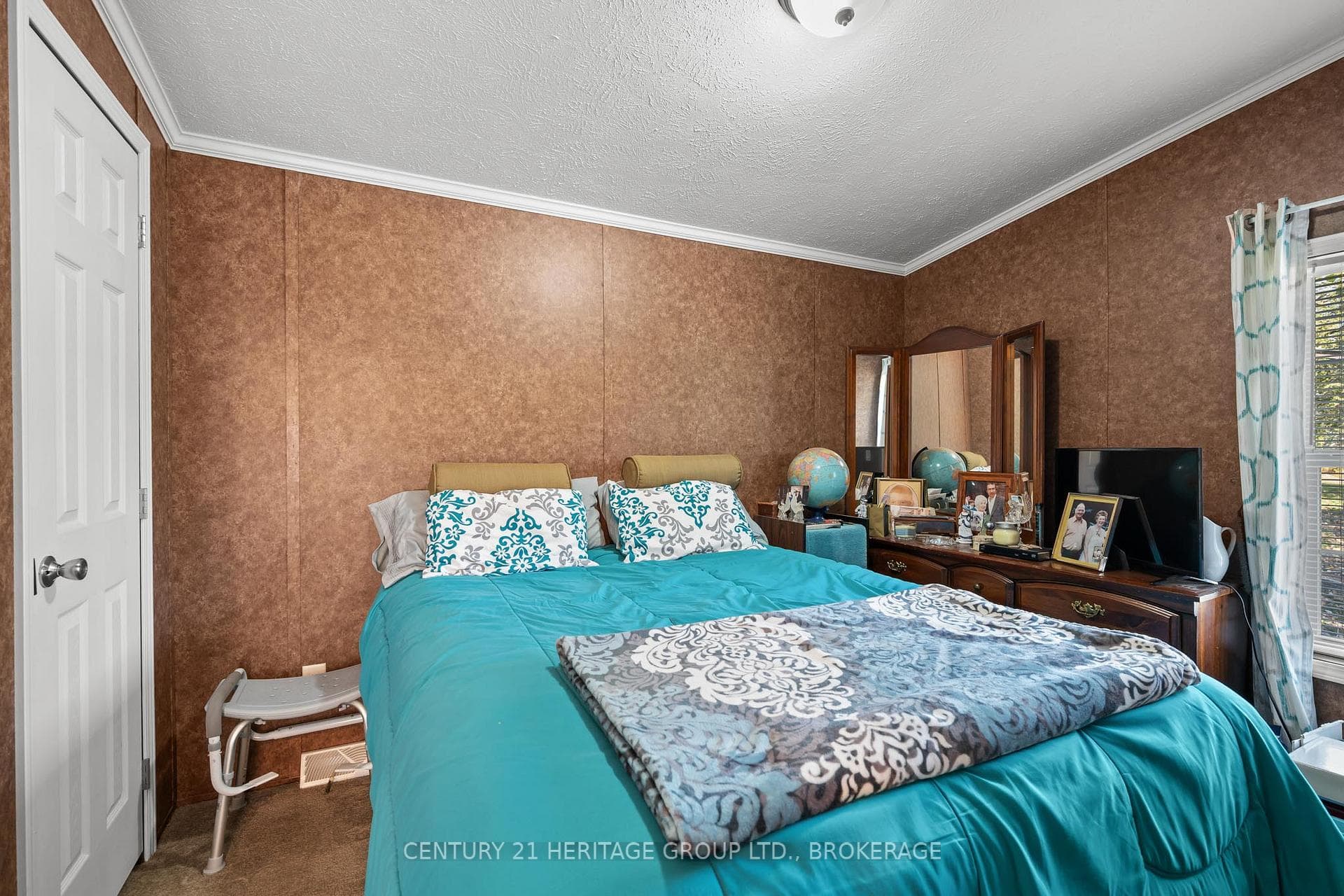 5633 Bath Road Unit 7 photo 20