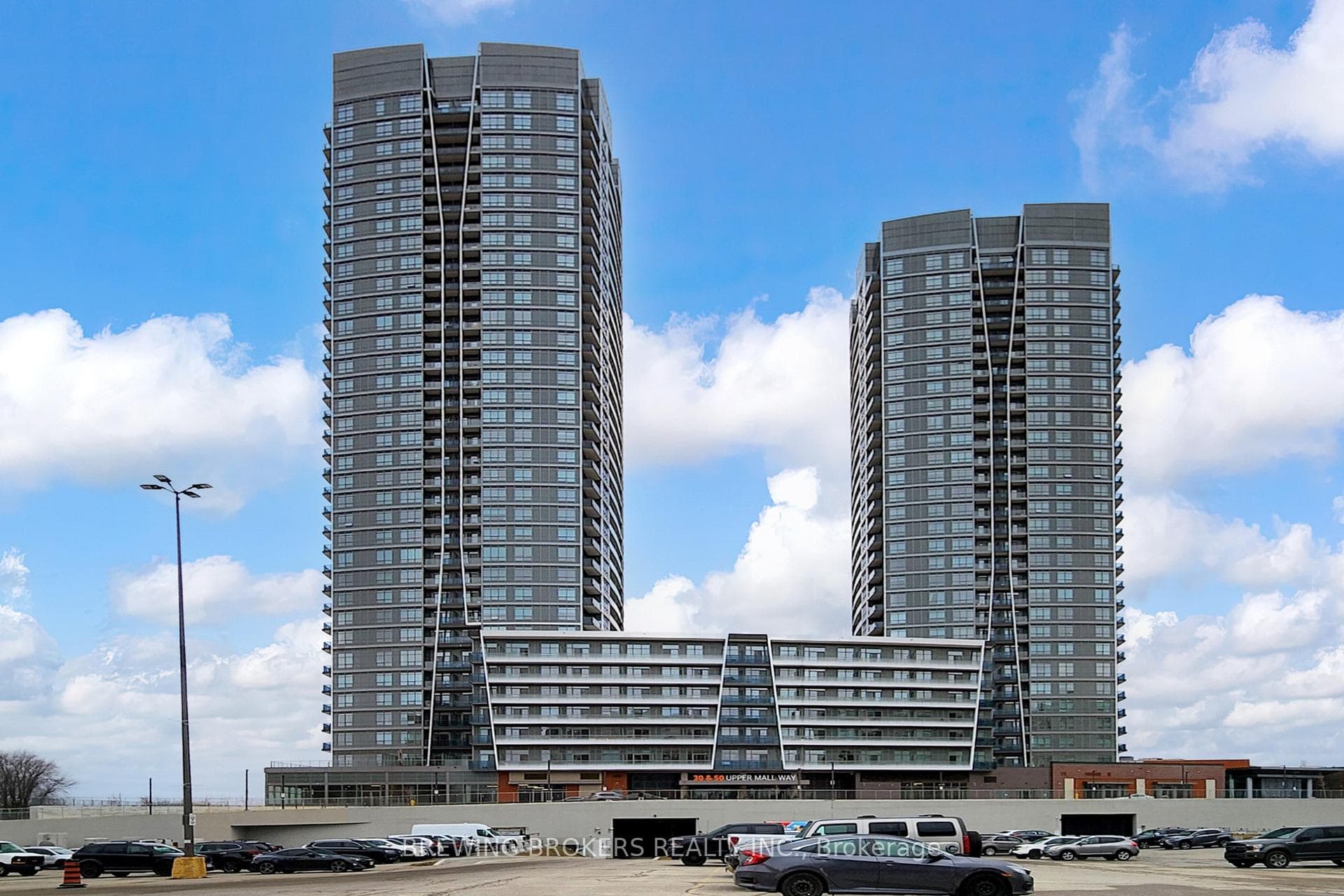 30 Upper Mall Way Unit 3010 photo 3