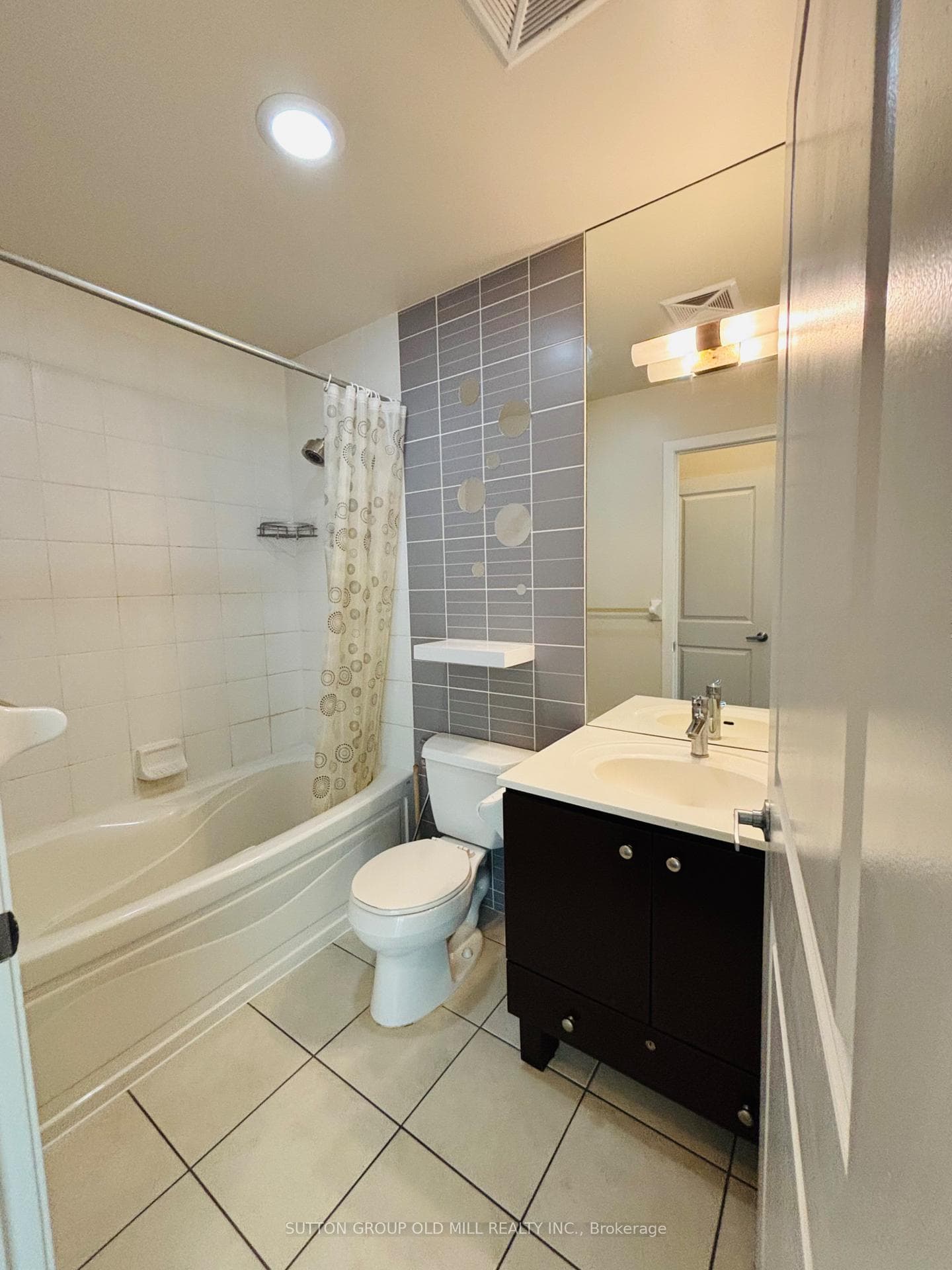 225 Sherway Gardens Road Unit 211 photo 13