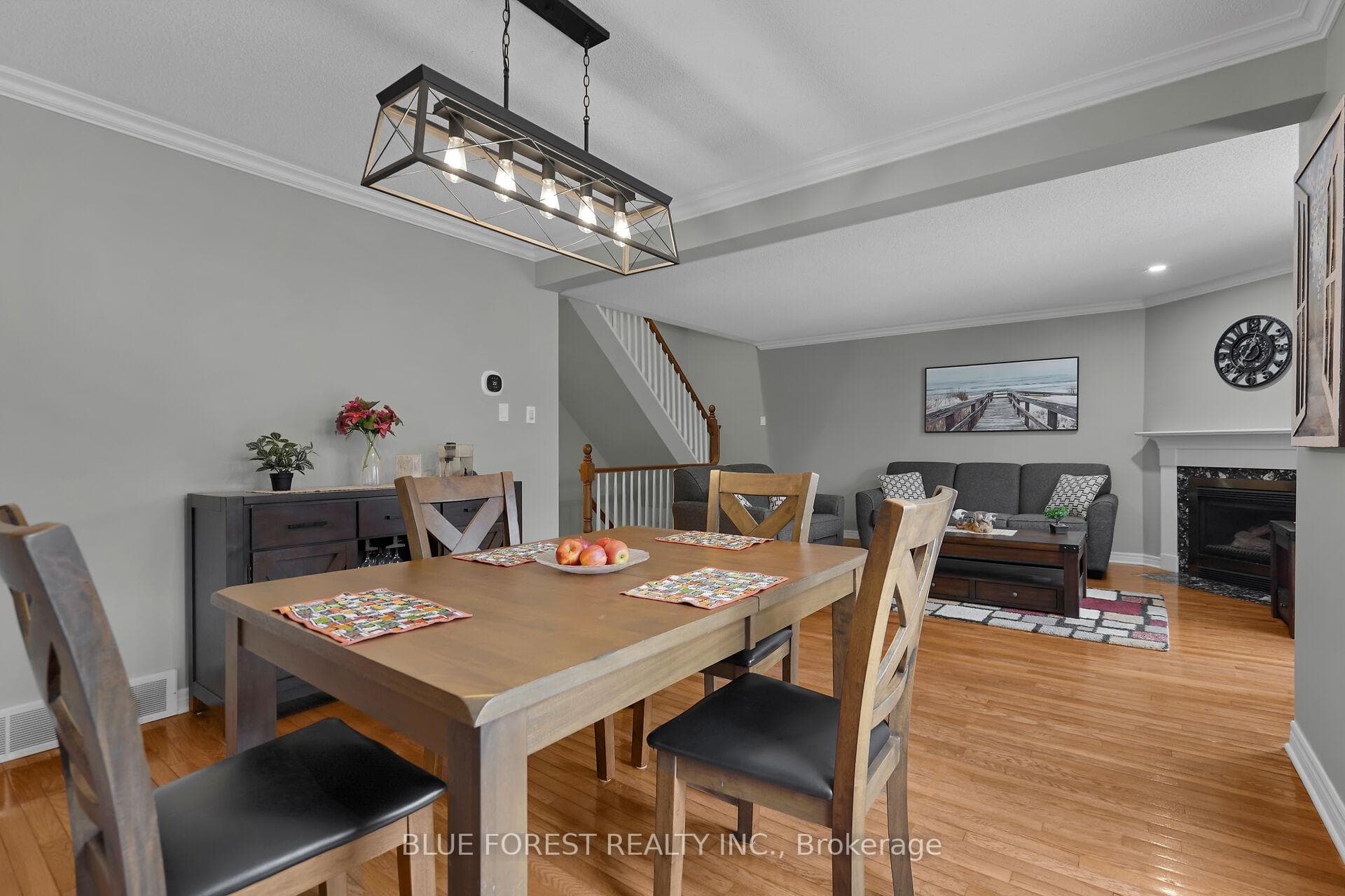 Dining room 3