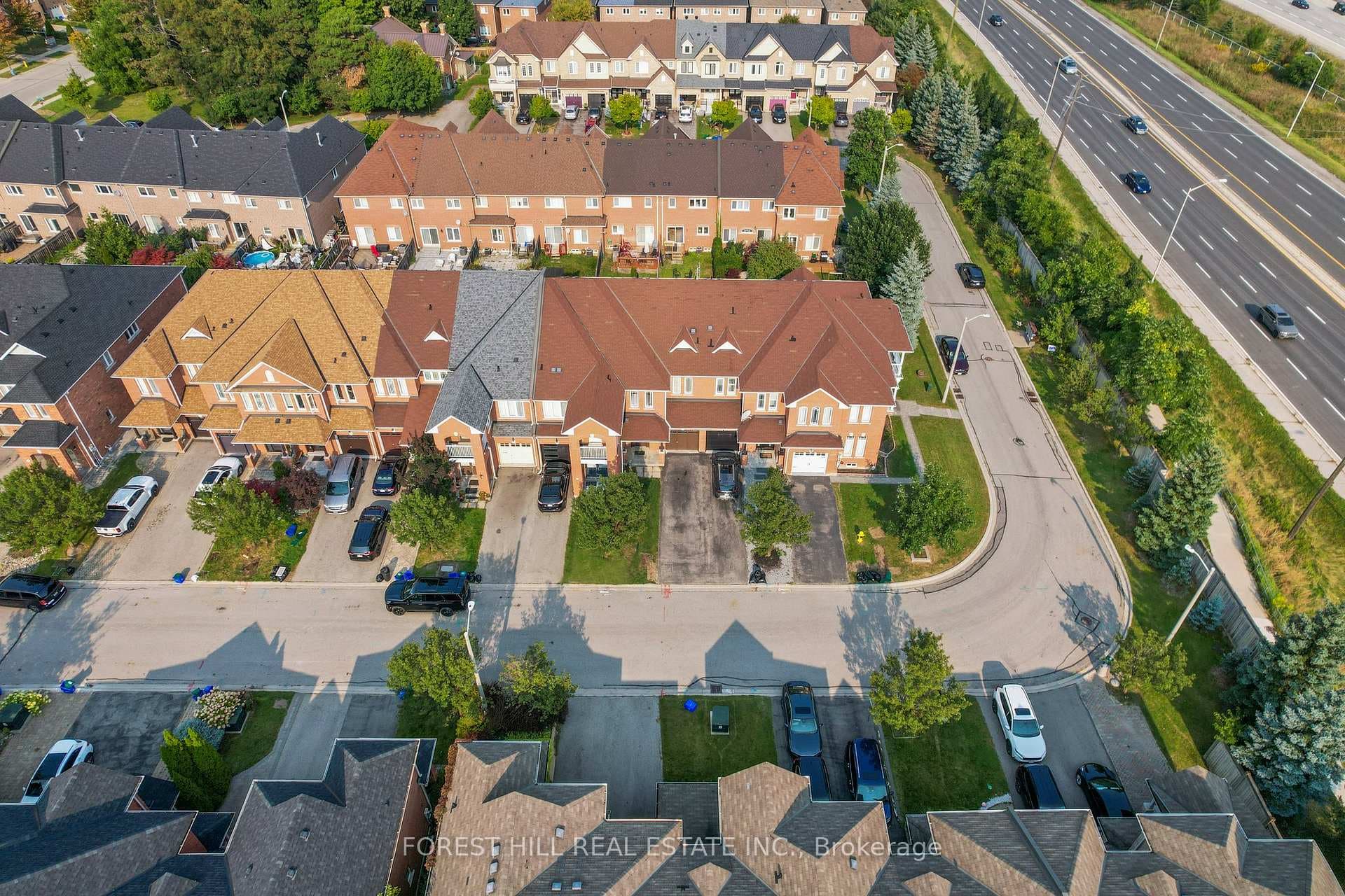 70 Daniel Reaman Crescent photo 36