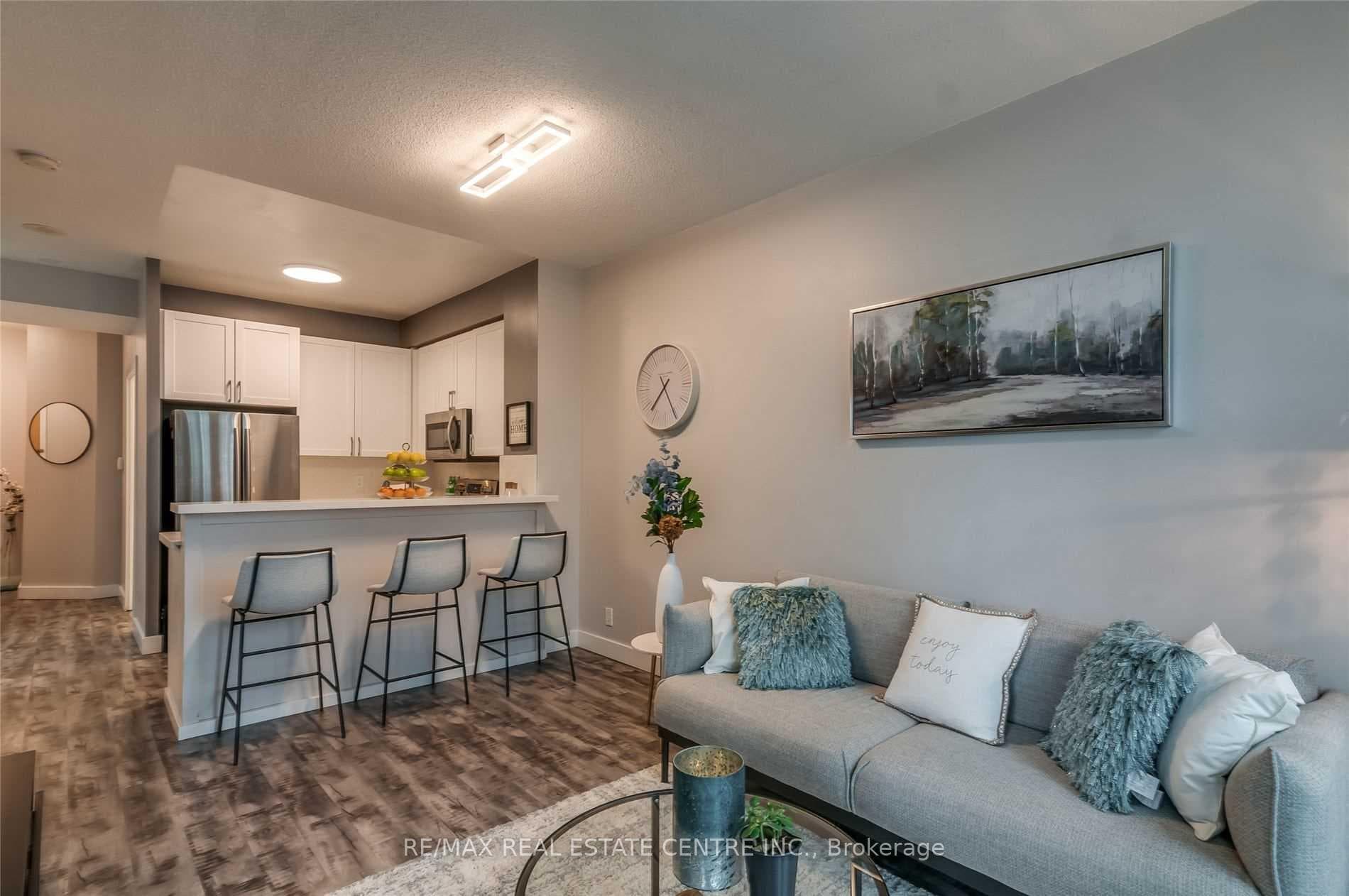 220 Burnhamthorpe Road Unit 1206 photo 10