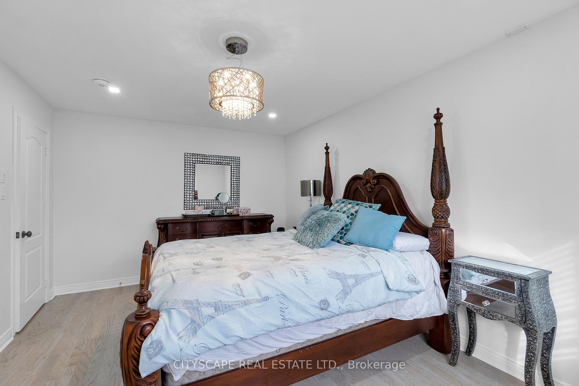 6421 Donway Drive photo 31