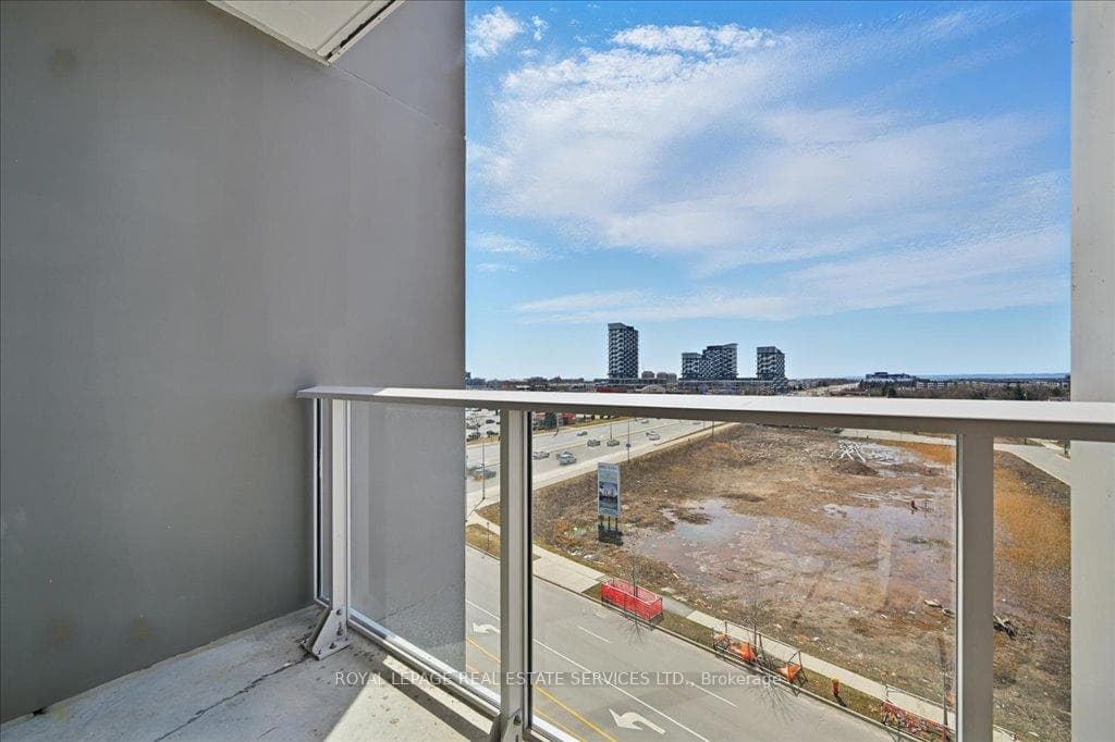 412 Silver Maple Road Unit 618 photo 23