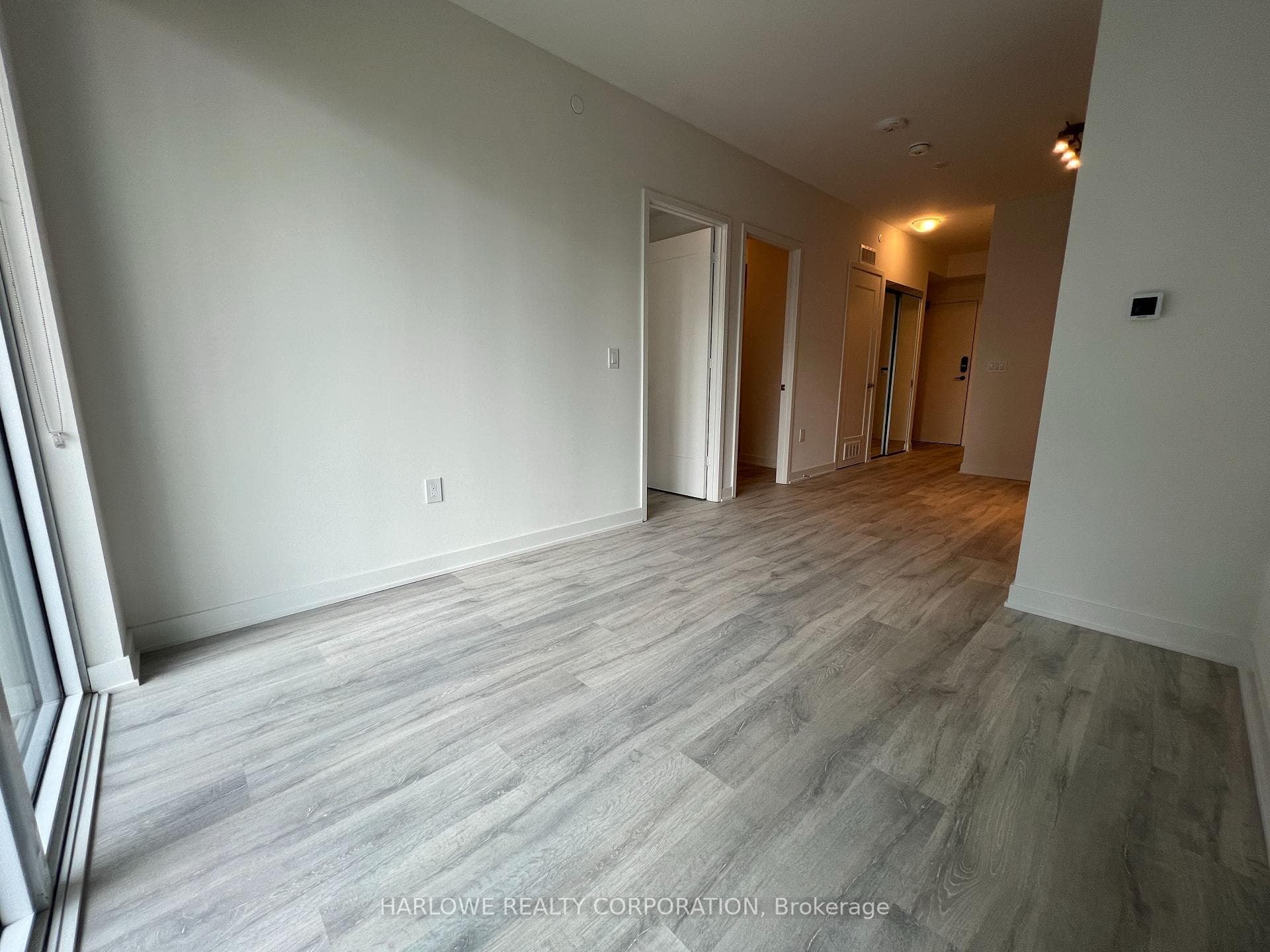 60 Princess Street Unit 725 SE photo 9