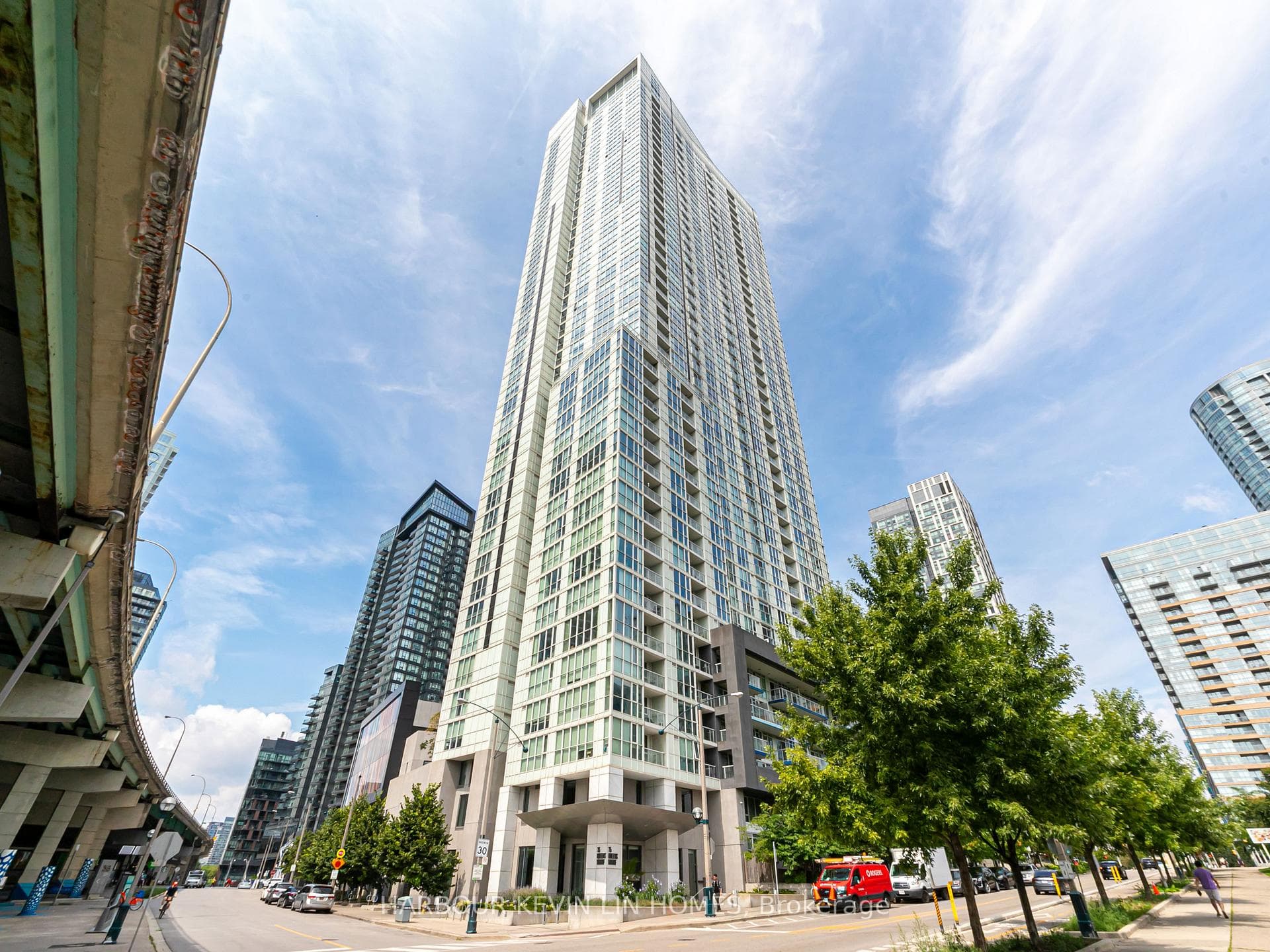 75 Queens Wharf Road Unit 1009 photo 5