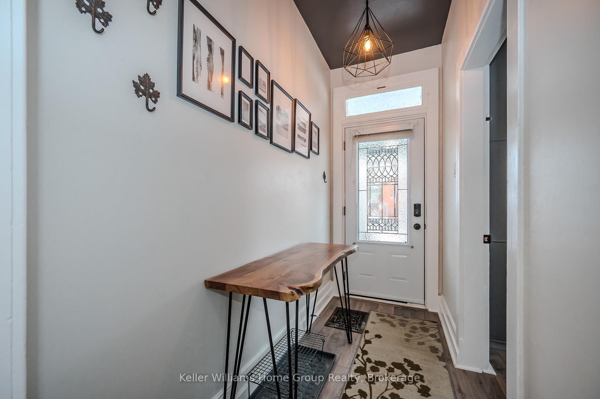 45 King Street photo 4