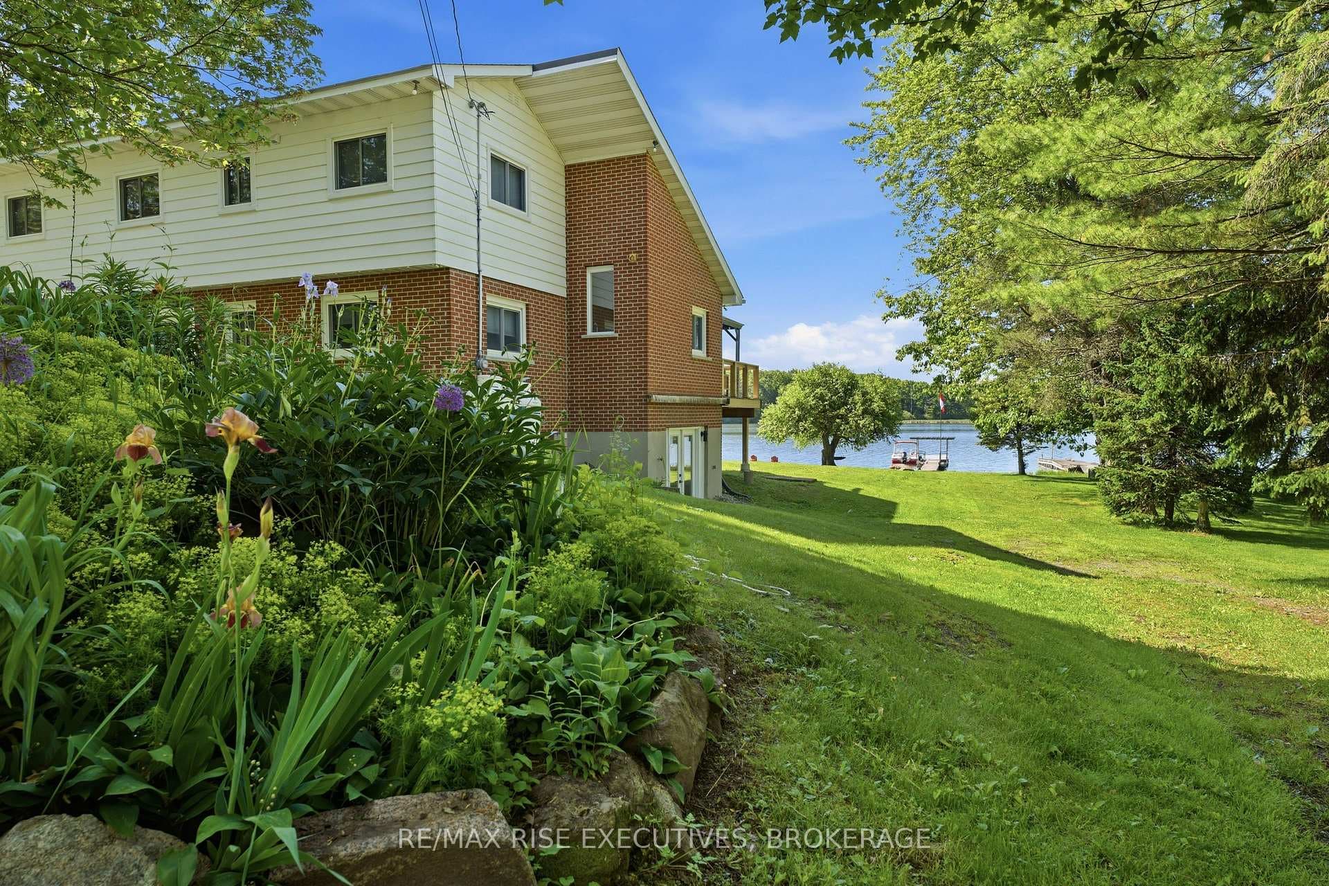 1520 Shore Road photo 34