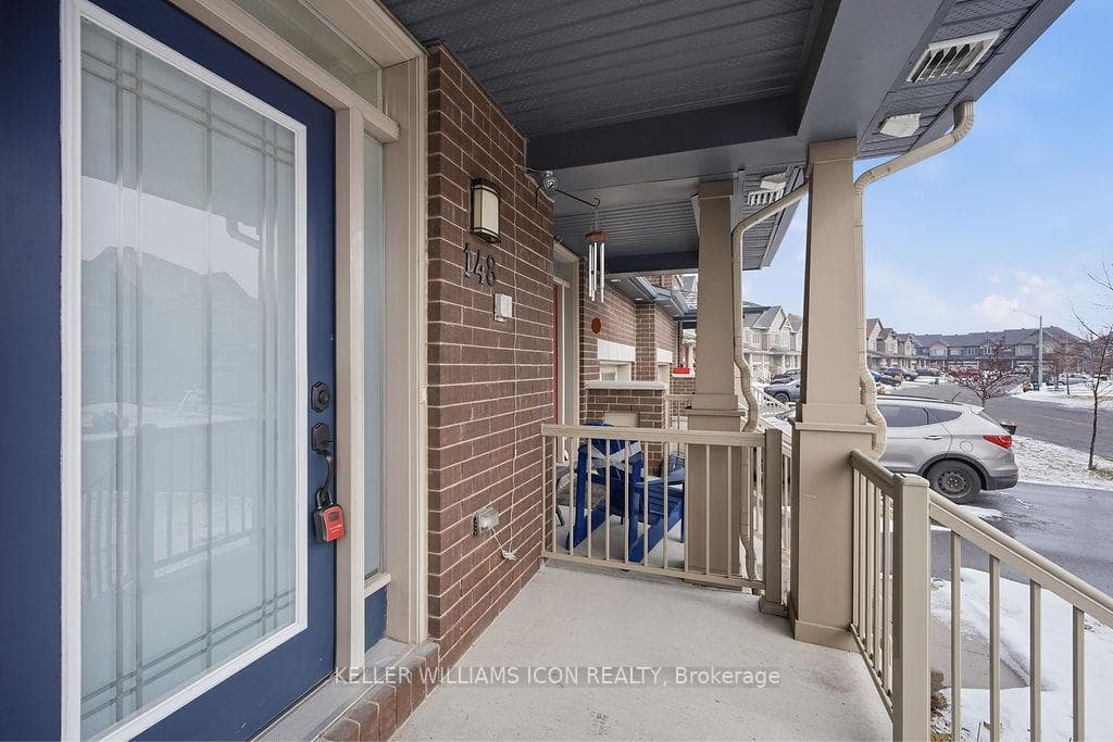 148 Hawkshaw Crescent photo 5
