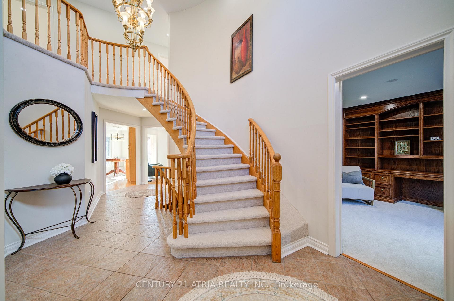 64 Craigleith Crescent photo 5
