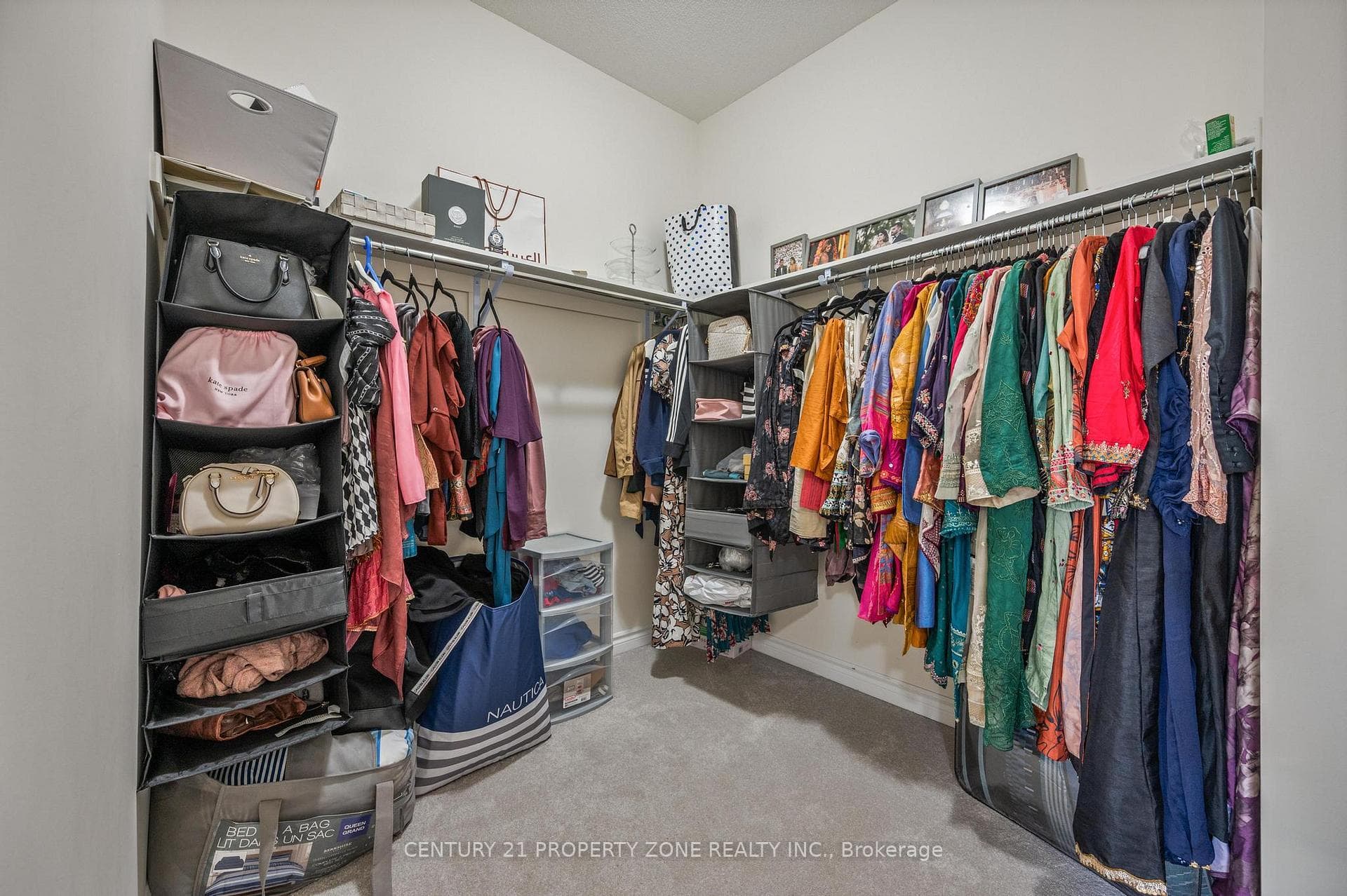 11 Hinkson Street photo 25