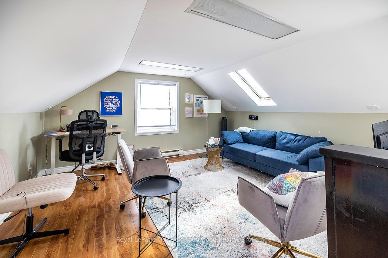 71 Albert Street photo 42