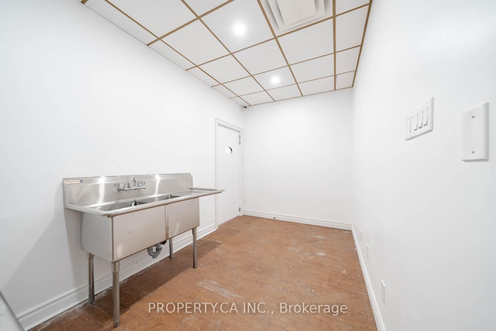 2657 Yonge Street Unit Main photo 14