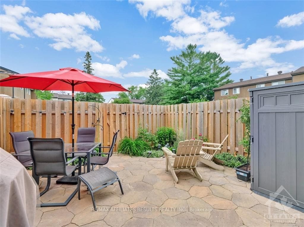 55 BELLMAN Drive photo 27