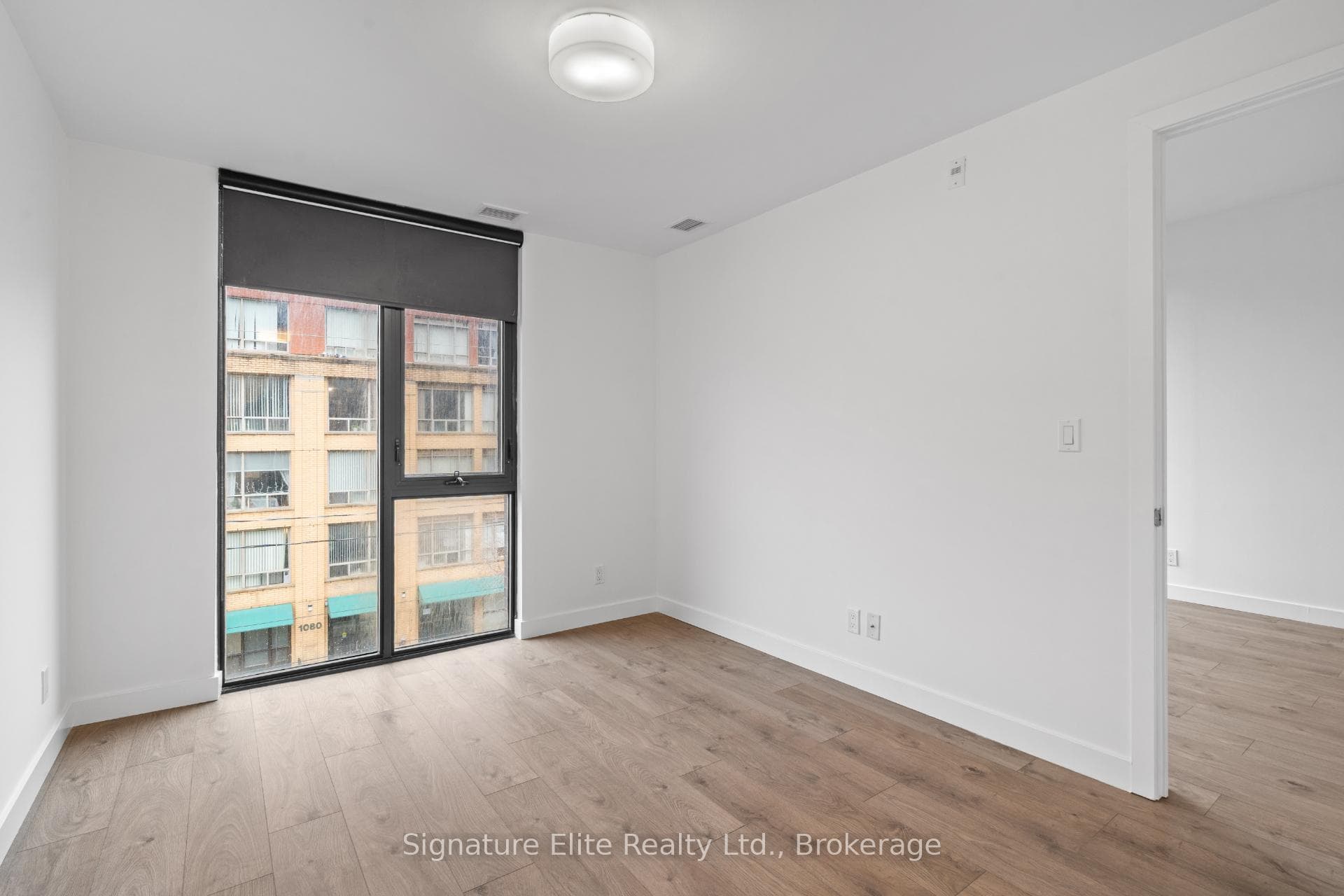 1075 Queen Street Unit 304 photo 17