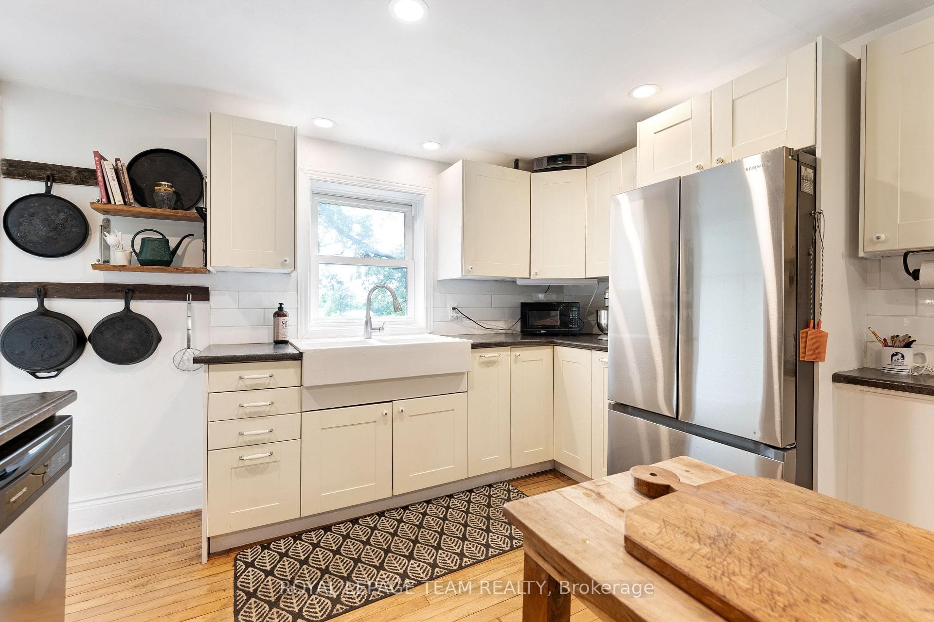715 River Road photo 15
