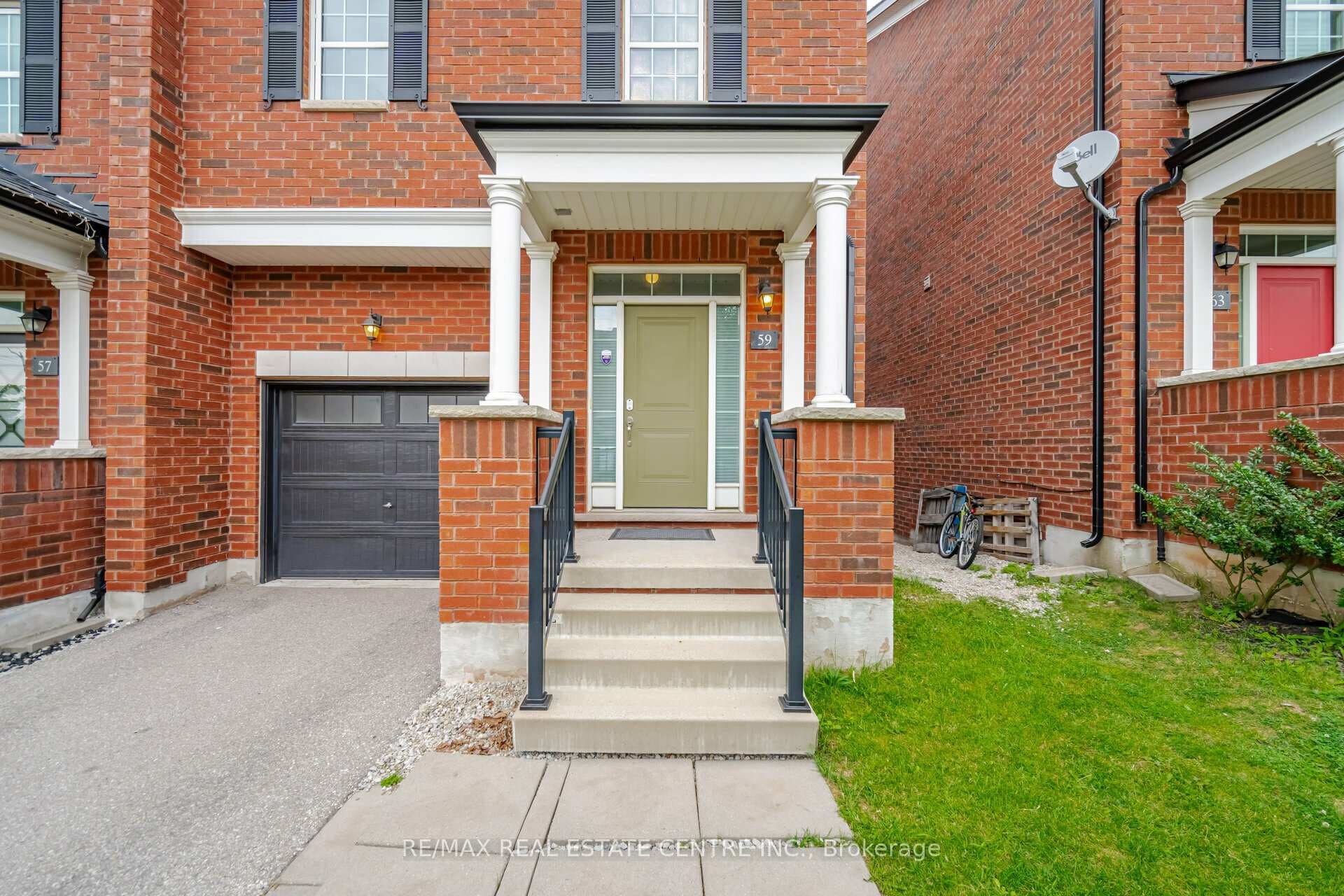 59 Henry Crescent photo 3