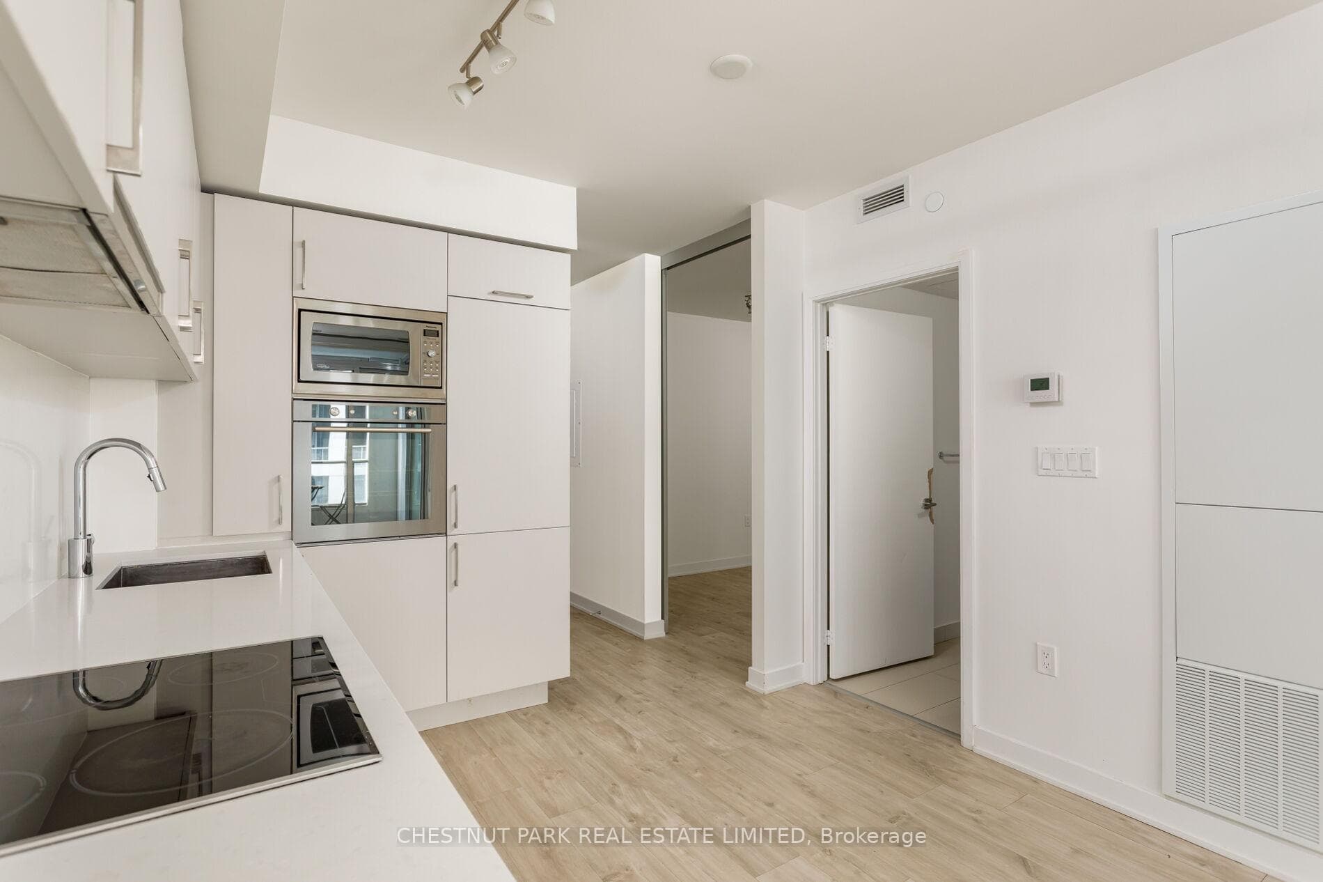 576 Front Street Unit 721E photo 14