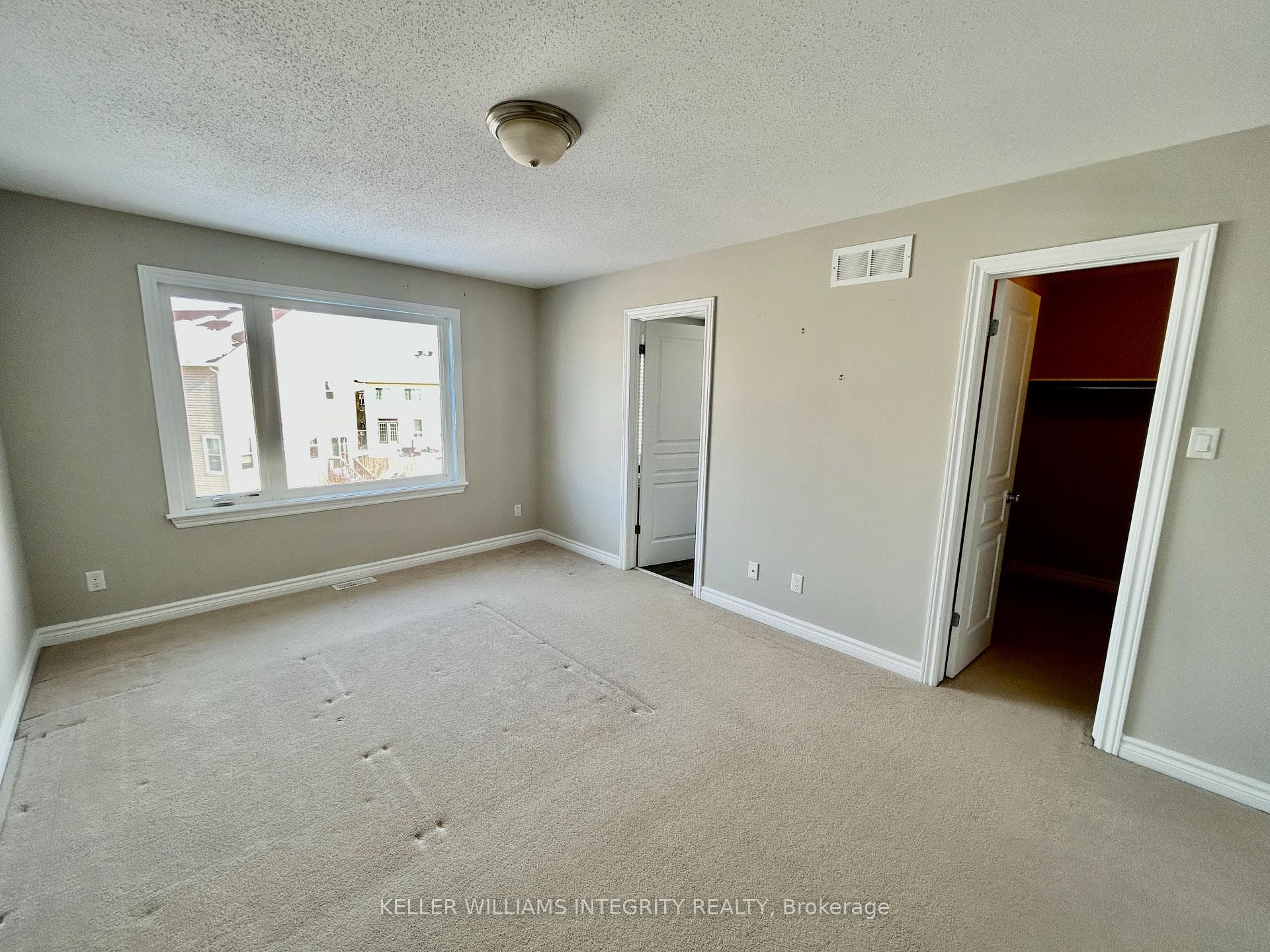 950 Cobble Hill Drive photo 10