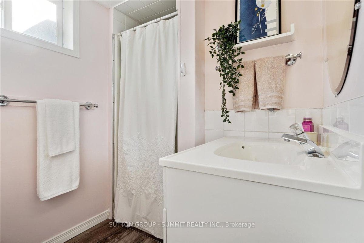 486 Lees Lane photo 26