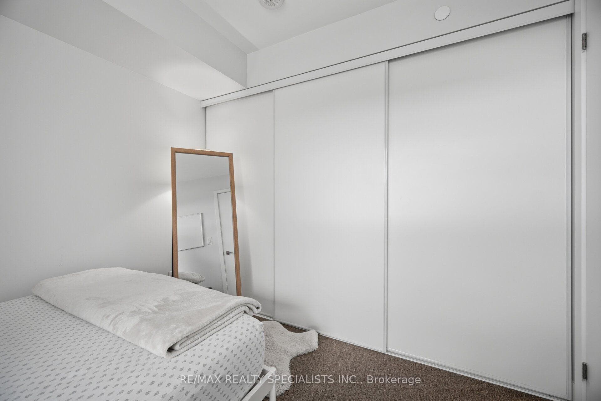 160 Flemington Road Unit 1222 photo 31