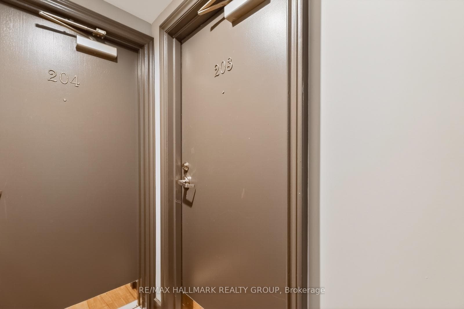 30 Charlevoix Street Unit 203 photo 6