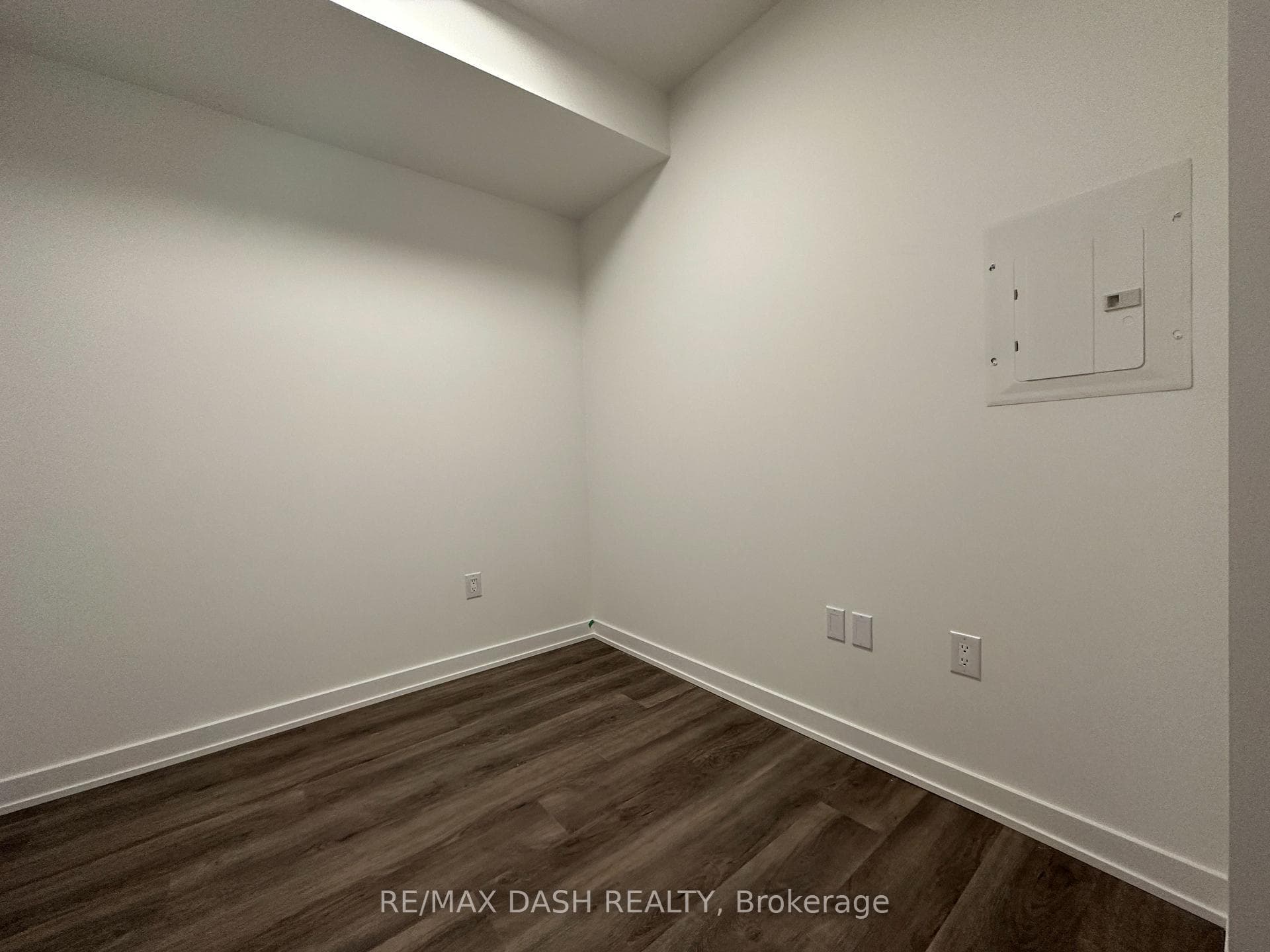 123 PORTLAND ST Street Unit 406 photo 17
