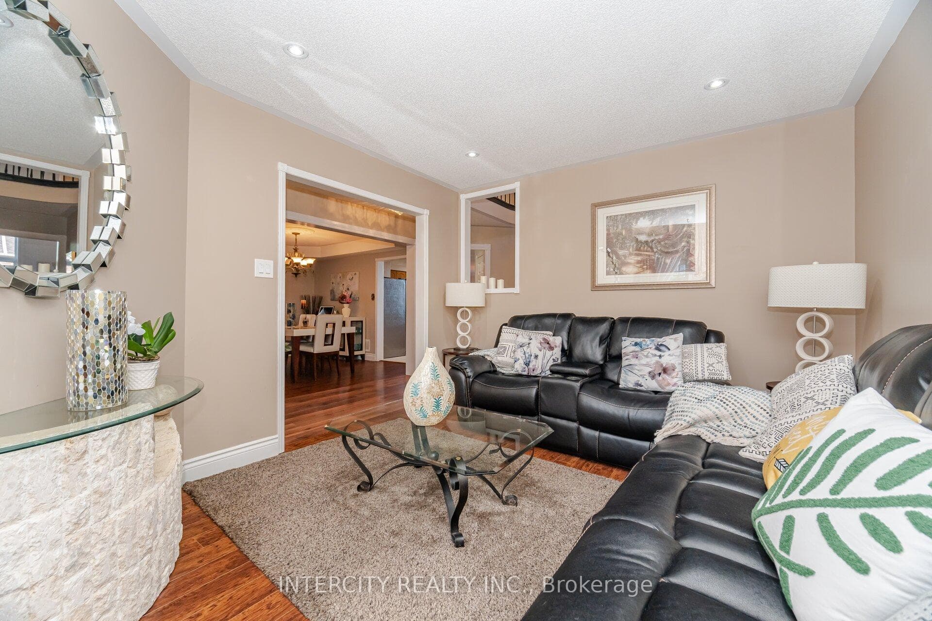 19 Aspenwood Trail photo 8