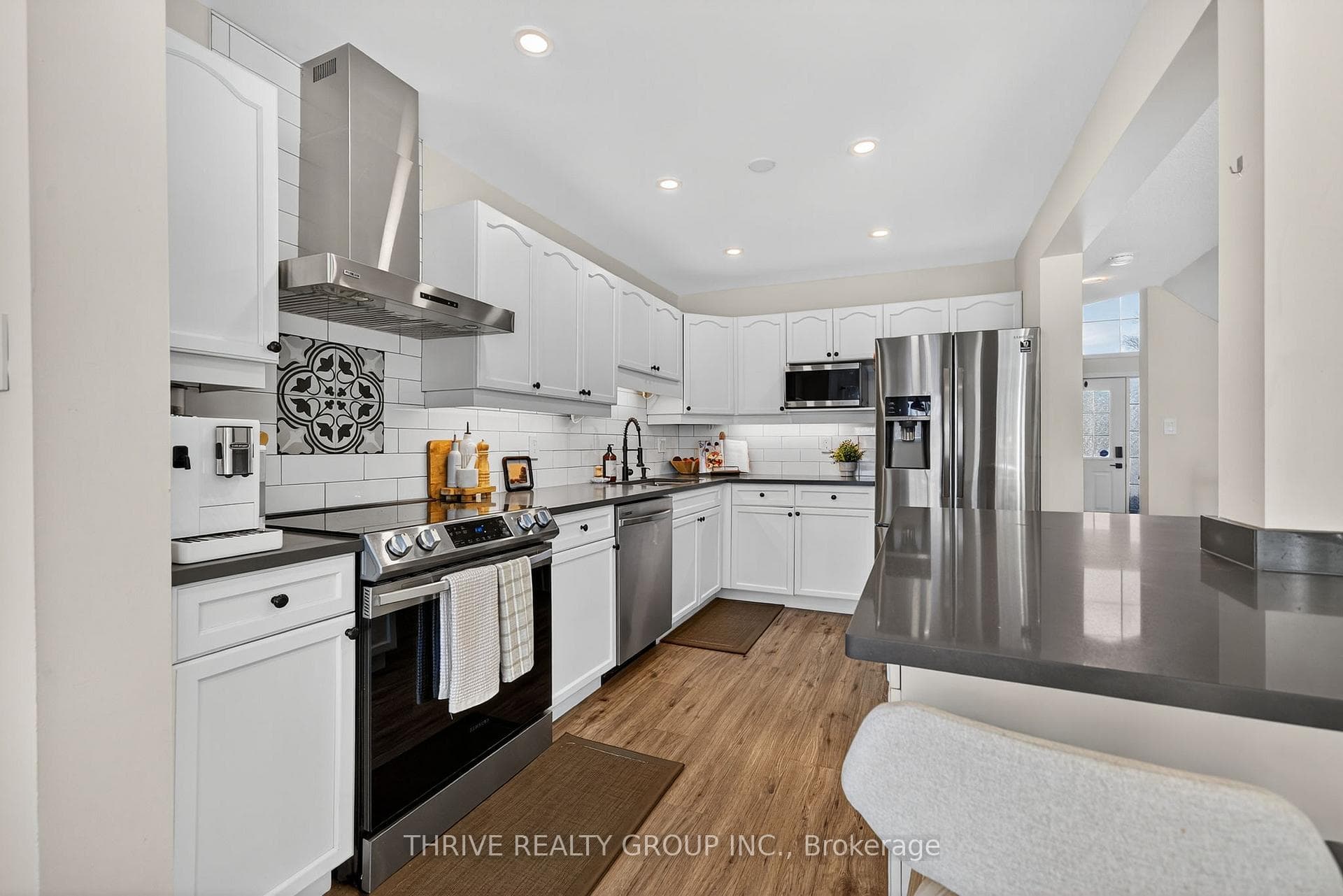 773 Silversmith Street photo 14