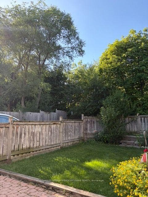 61 Ardglen Drive Unit 19 photo 11