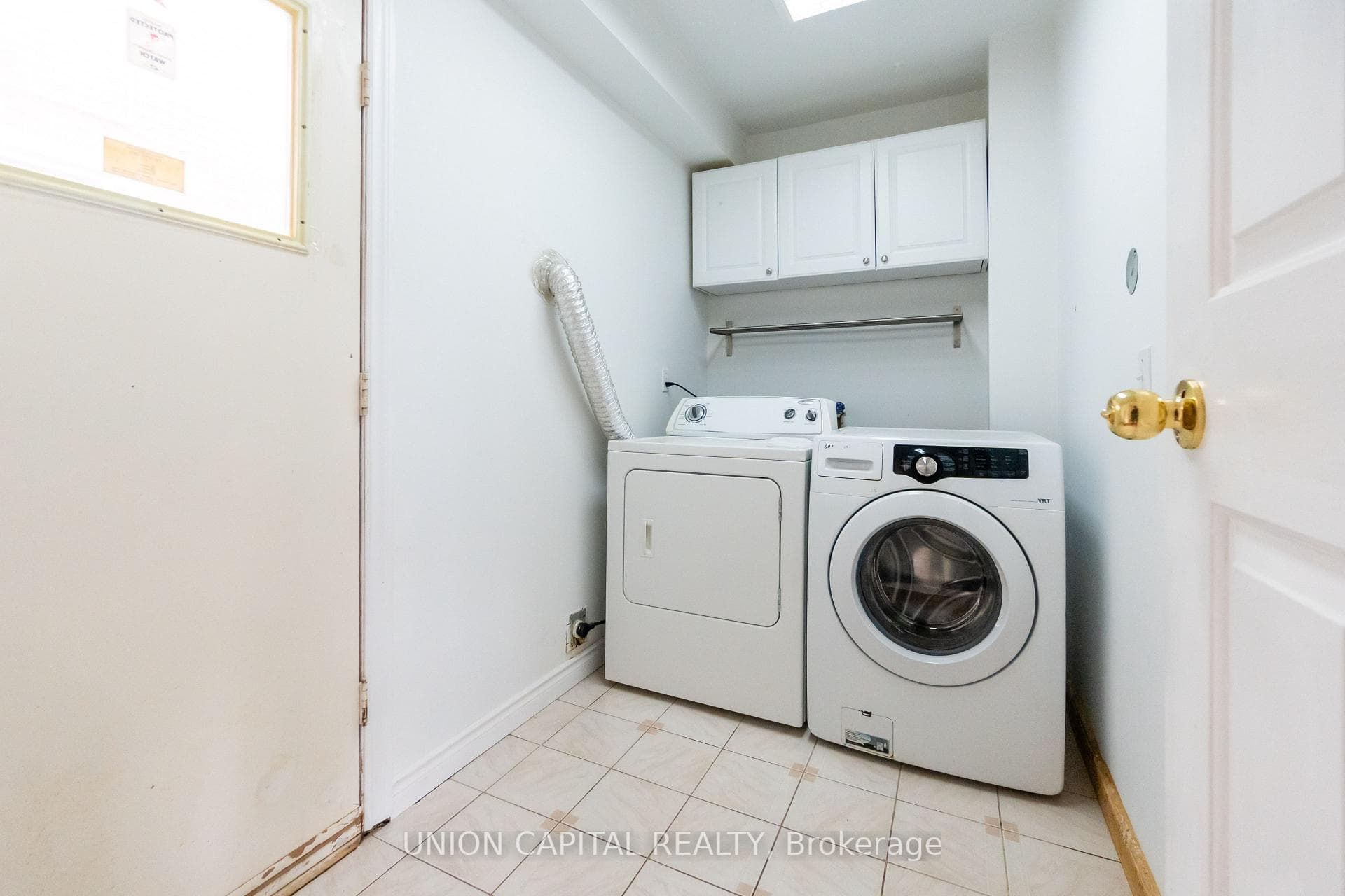 52 Dewberry Drive photo 9