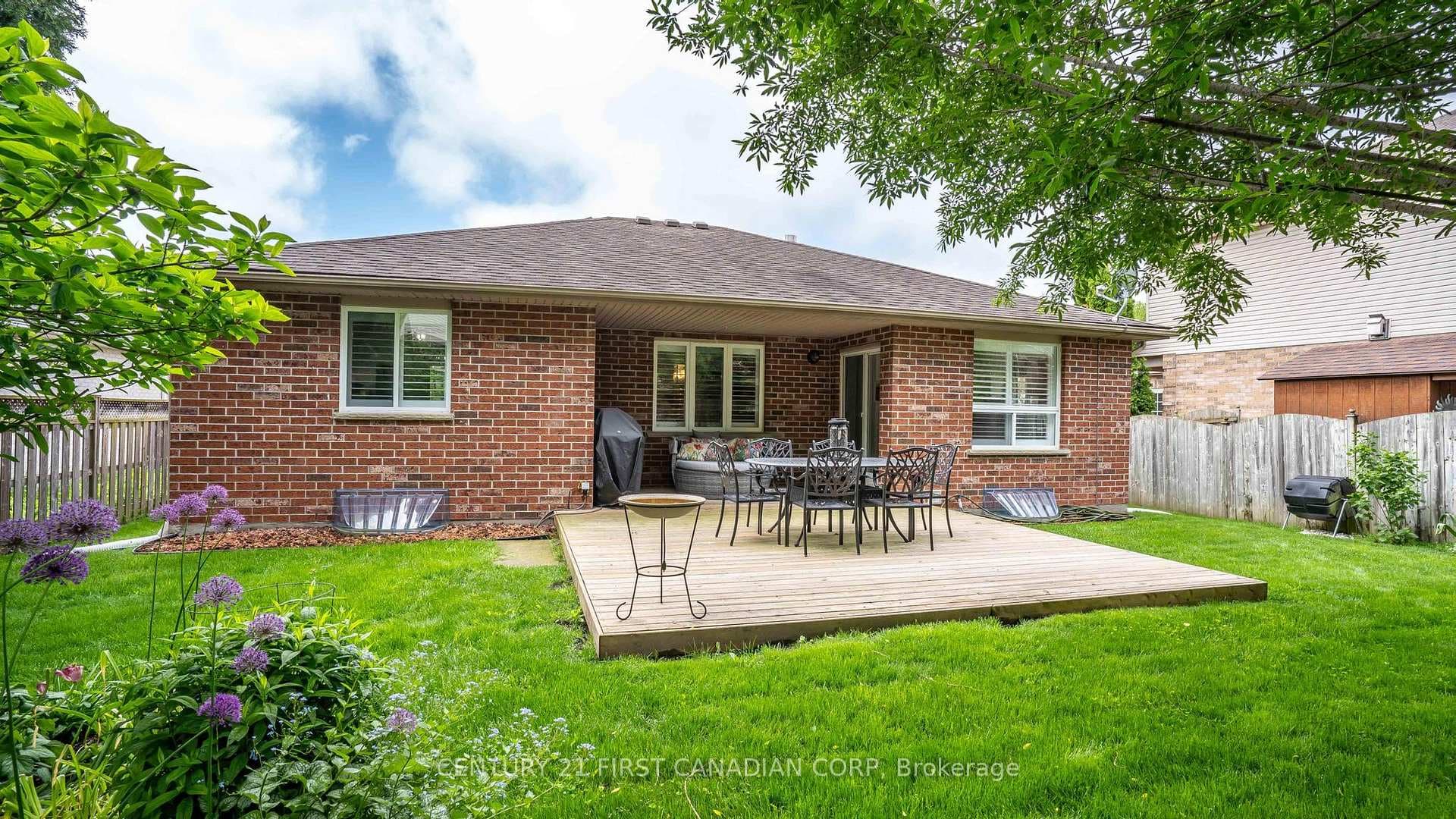 839 Guildwood Boulevard photo 29