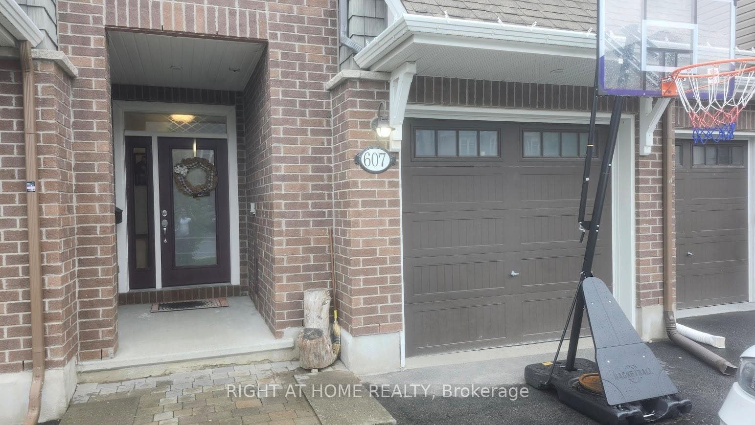 607 Egret Way photo 2