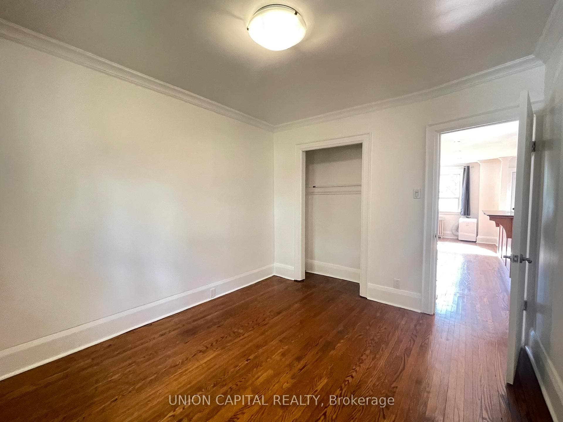 46 Richard Avenue photo 22