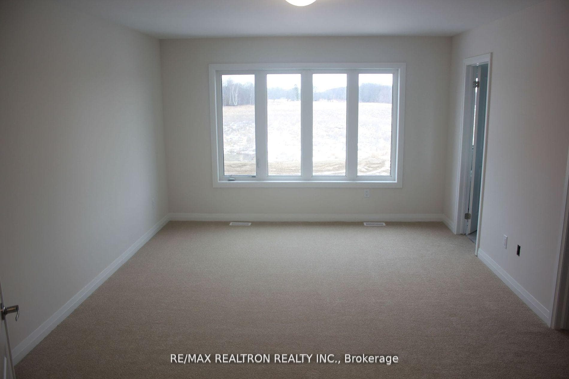 182 Union Boulevard photo 10