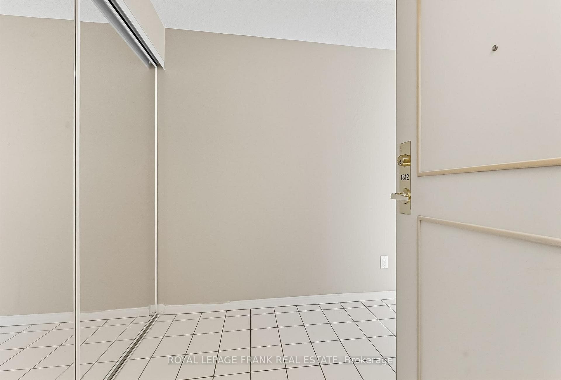 400 McLevin Avenue Unit 1812 photo 12