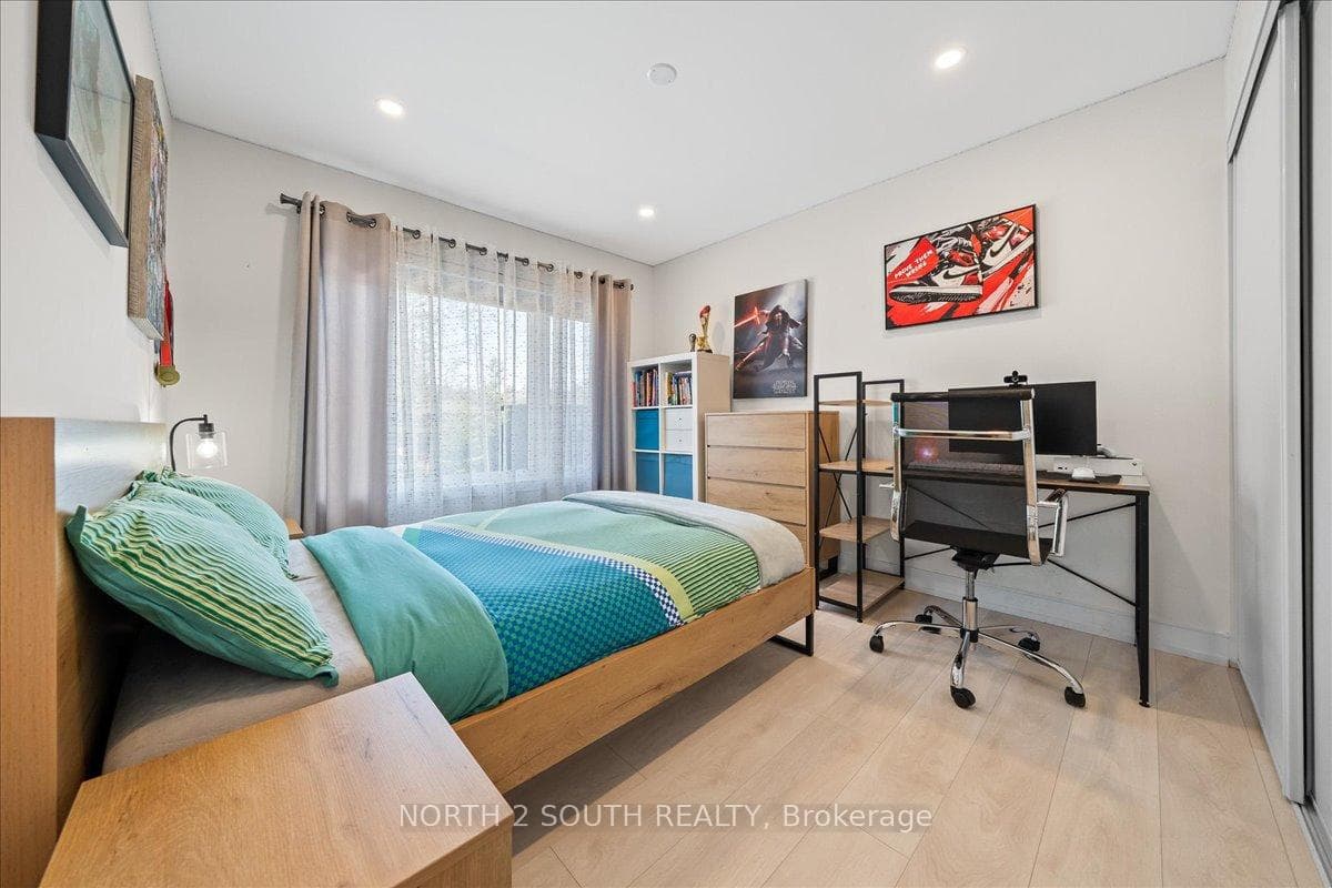 118 Berkely Street photo 33